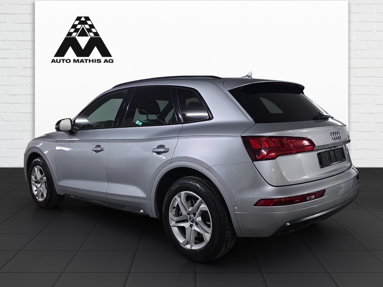 AUDI Q5 45 TFSI sport quattro S-tronic-showroom-element-3