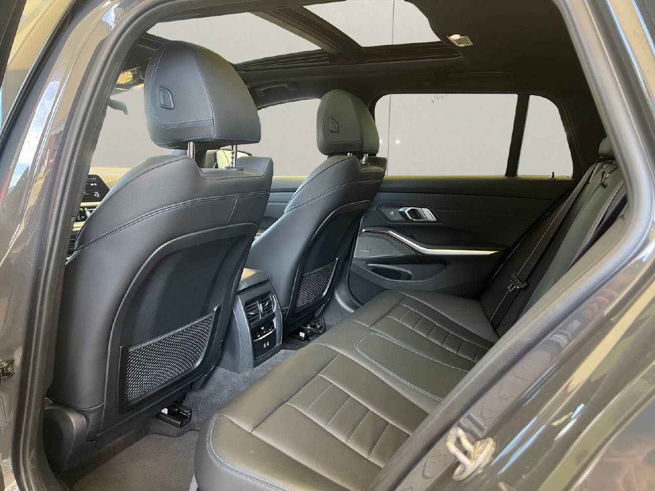 BMW M340d xDrive Touring 340PS-image-20