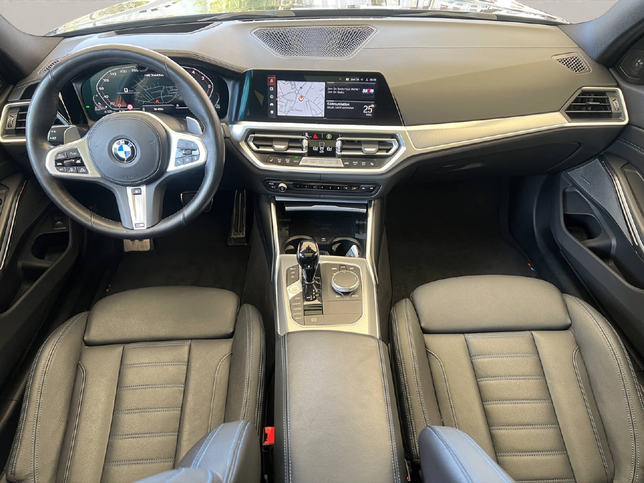 BMW M340d xDrive Touring 340PS-image-9