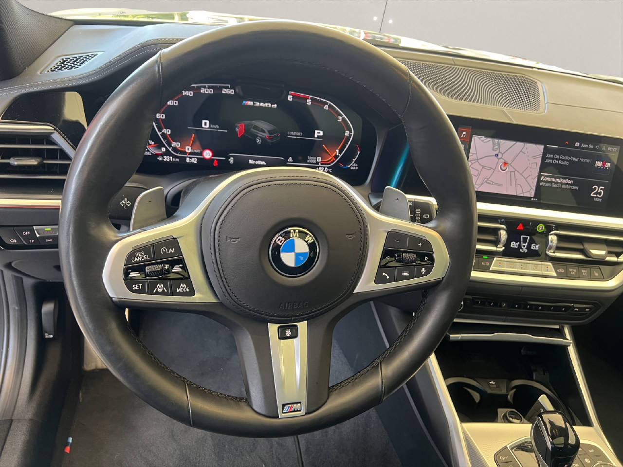 BMW M340d xDrive Touring 340PS-image-13