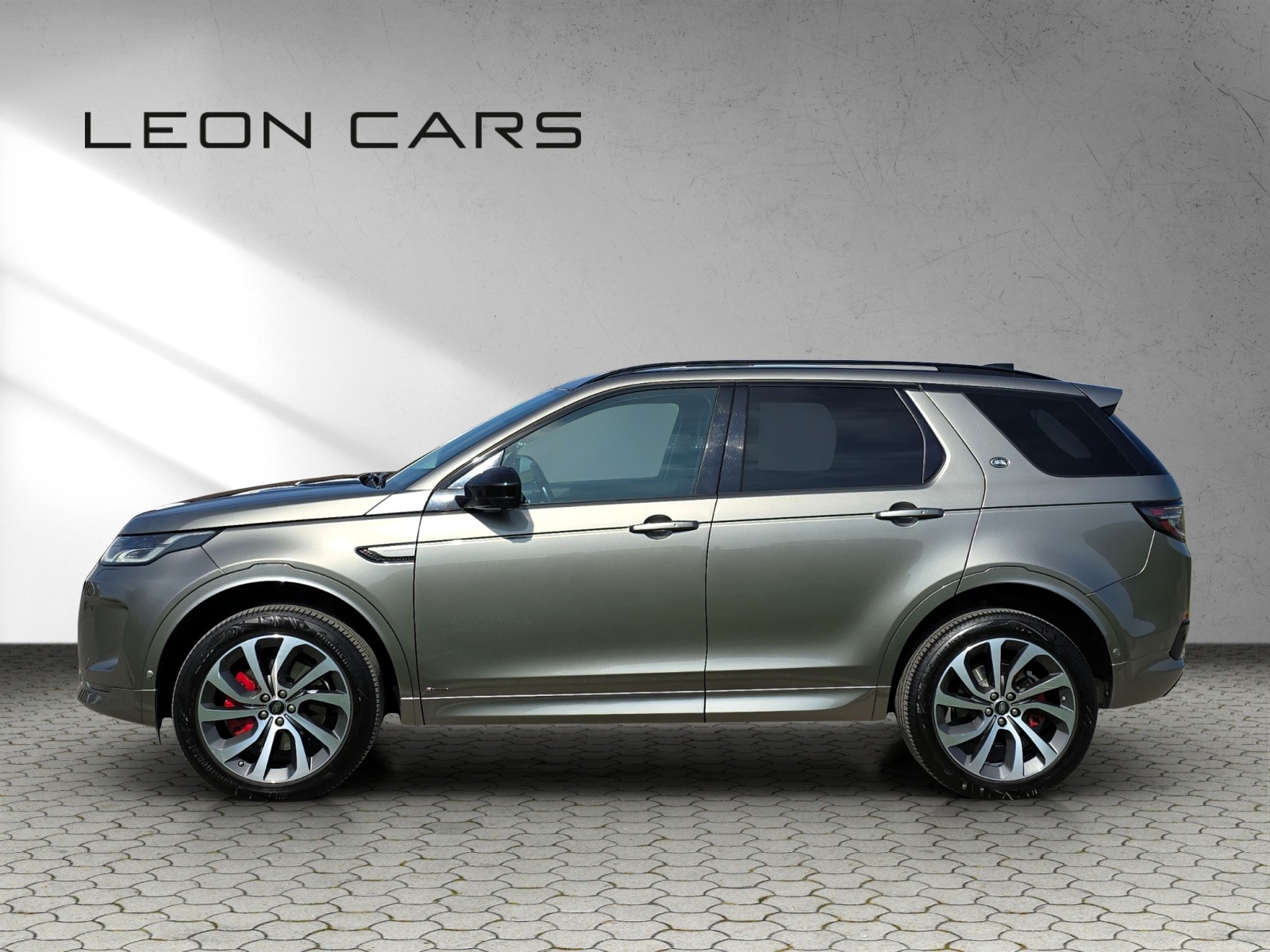 LAND ROVER Discovery Sport R Dyn D240 2.0D SD4 MHEV HSE AT9 mit AHK-image-7
