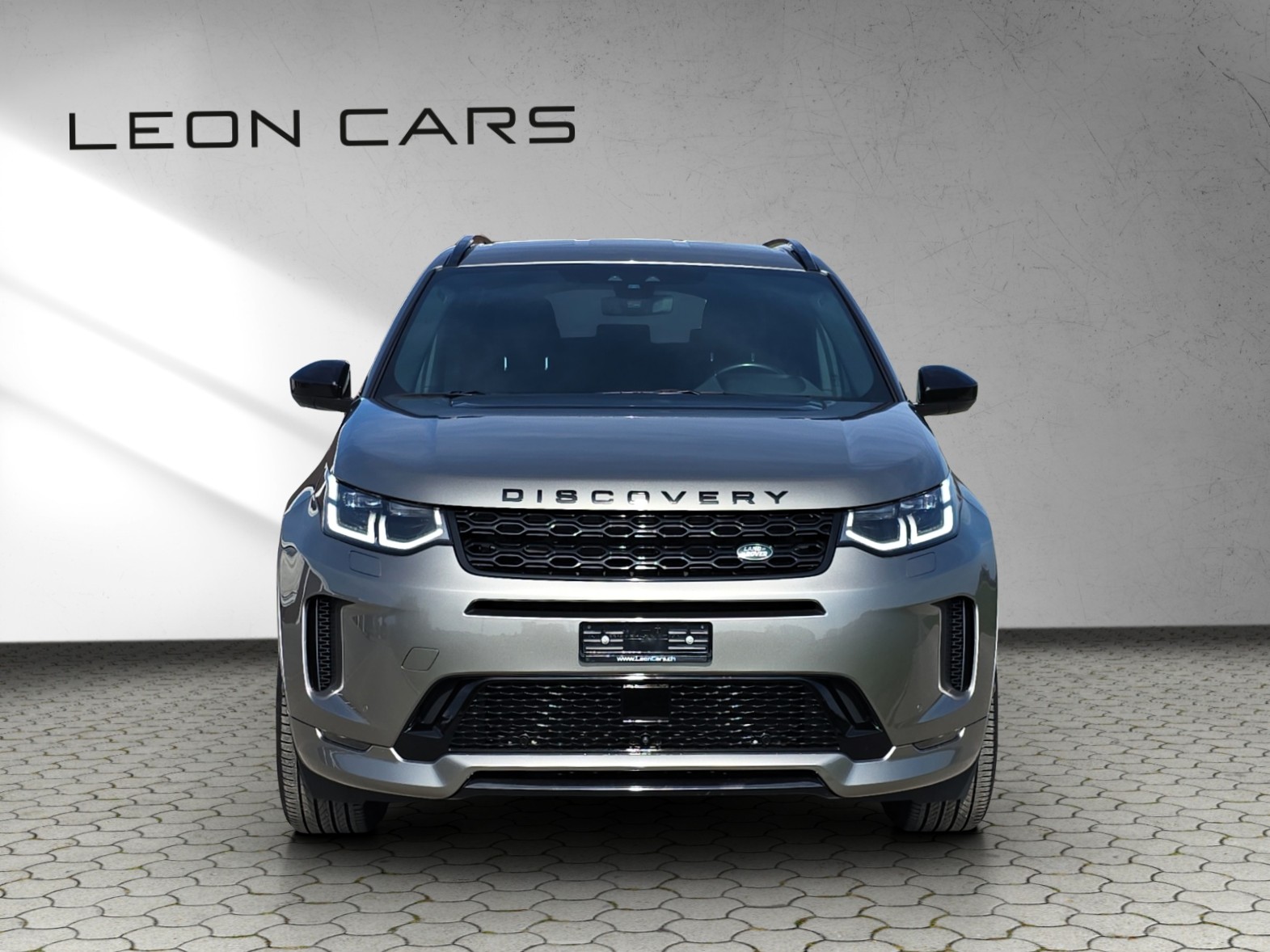 LAND ROVER Discovery Sport R Dyn D240 2.0D SD4 MHEV HSE AT9 mit AHK-image-5