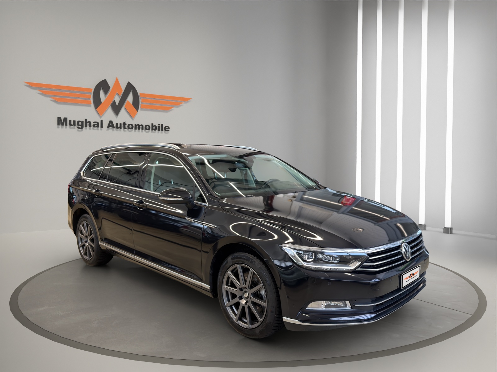 VW Passat Variant 2.0 TDI SCR BMT Sport DSG-image-2