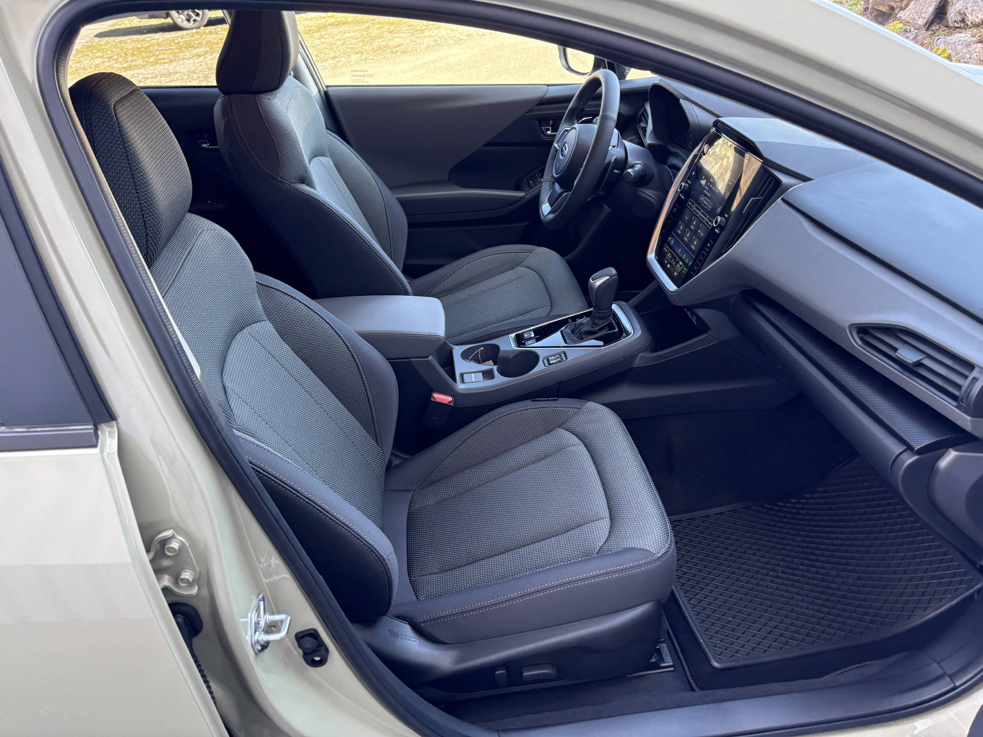 SUBARU Crosstrek 2.0i e-Boxer Swiss Plus-image-4