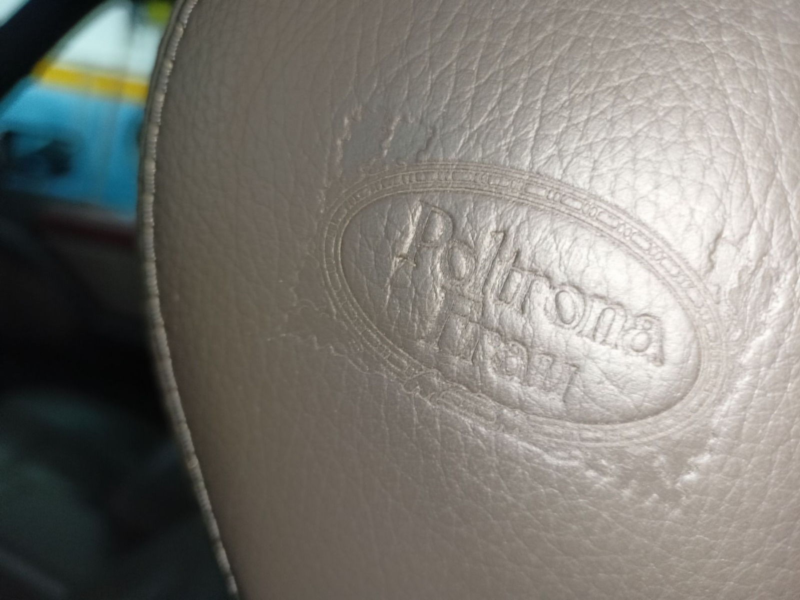 LANCIA Thema 3.0 V6 LS-image-8