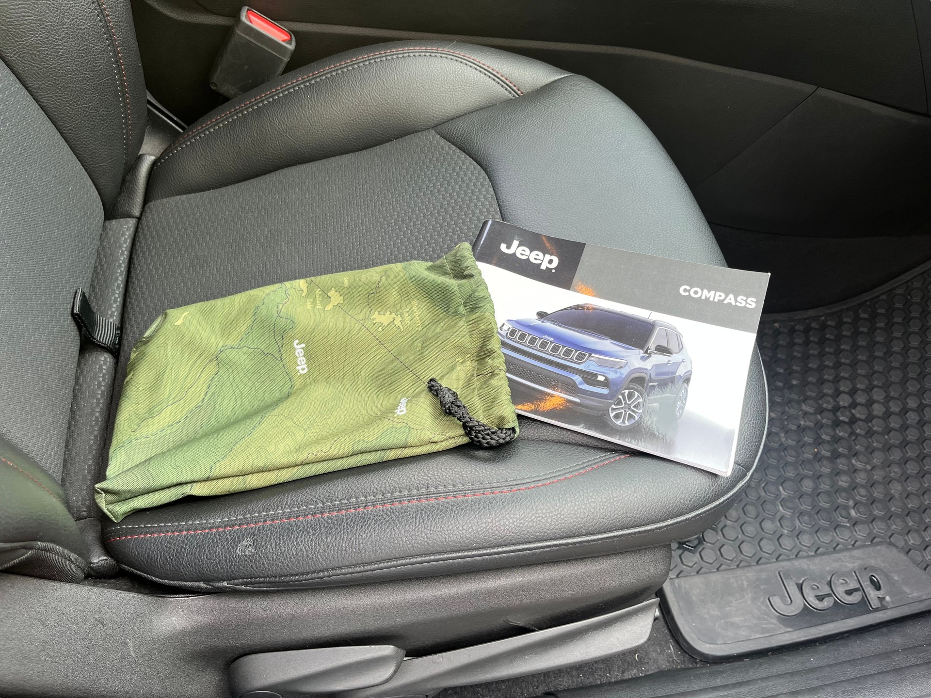 JEEP Compass 1.3 T PHEV Trailhawk AWD-image-14