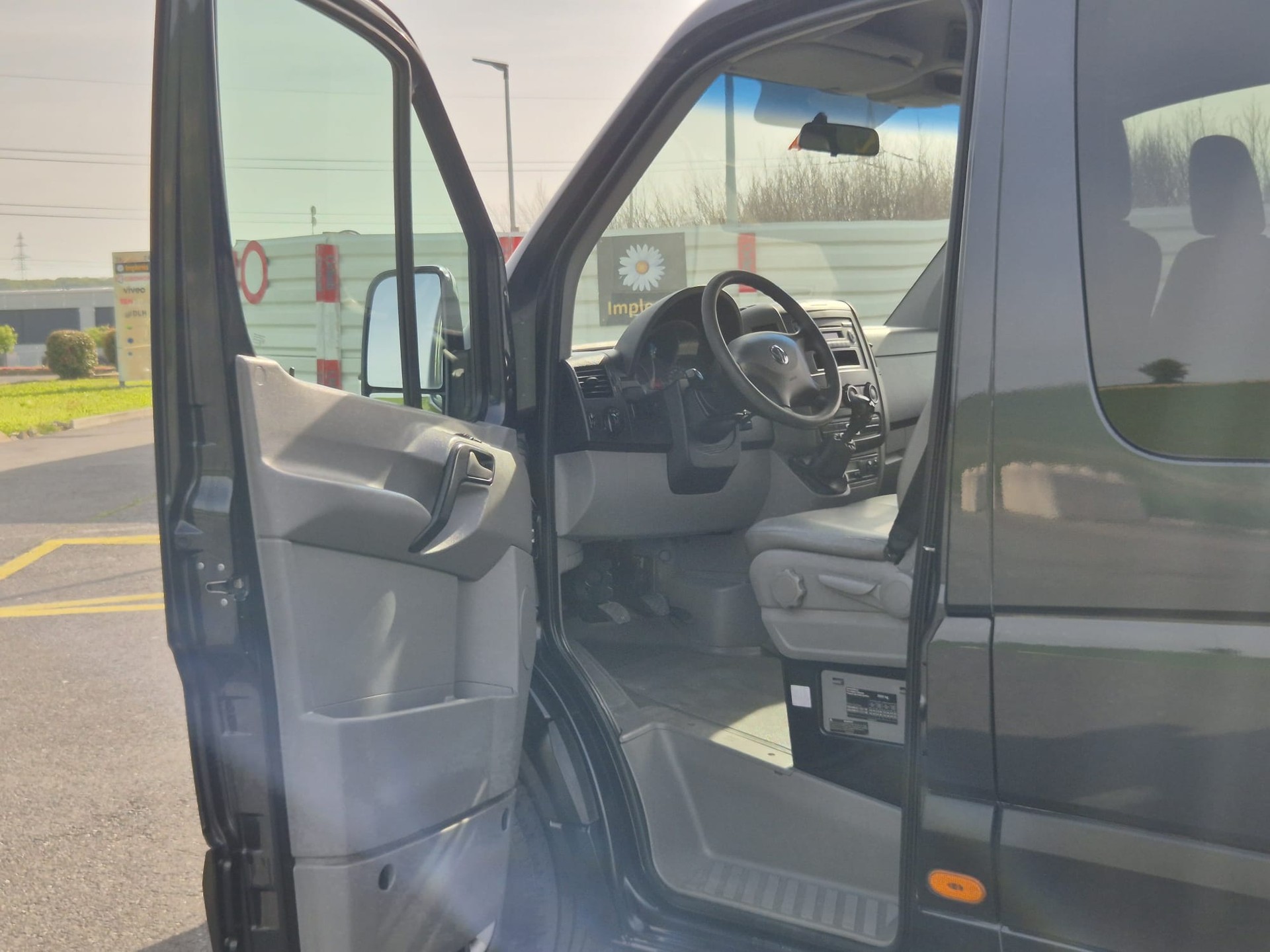VW Crafter 35 2.5 TDI 109 PS-image-22