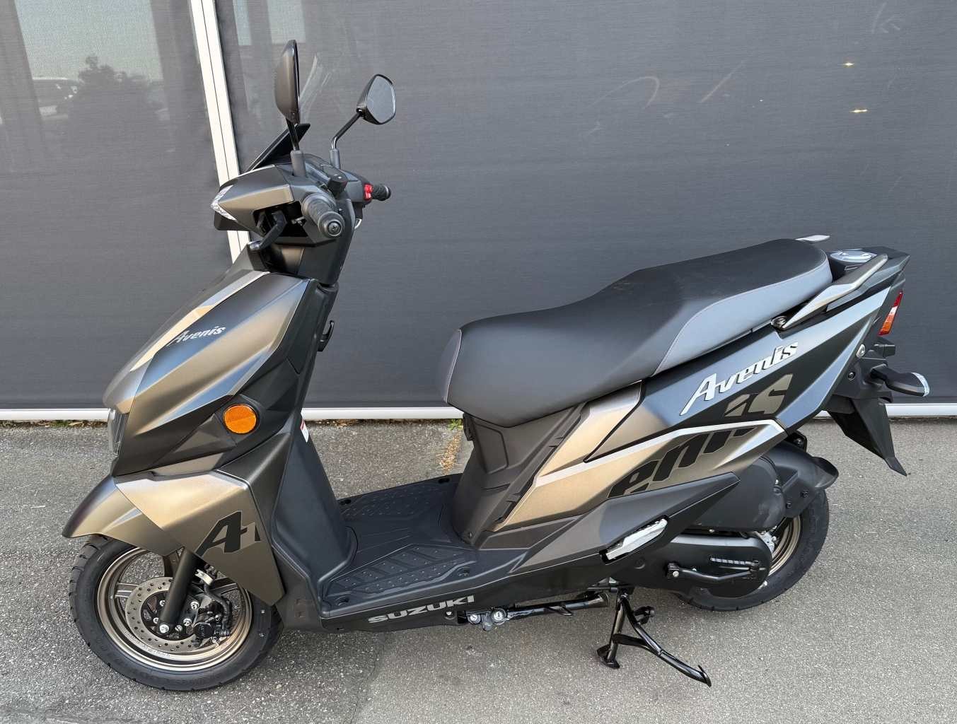 SUZUKI Avenis 125-image-0