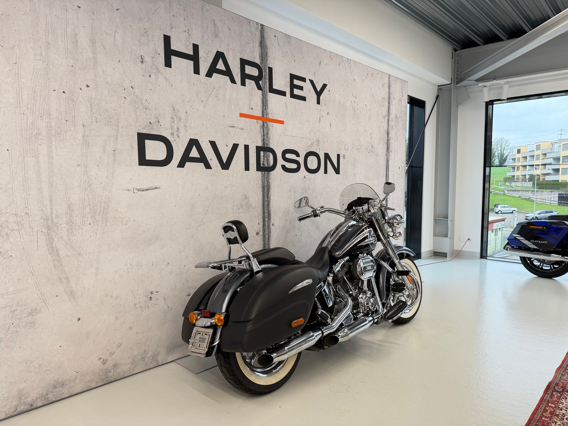HARLEY-DAVIDSON FLSTNSE Softail Deluxe ABS CVO-image-2
