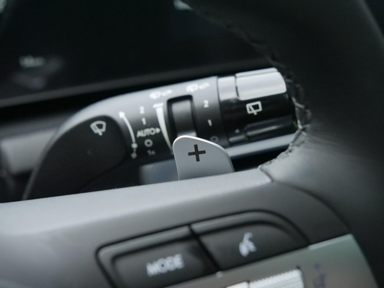 HYUNDAI Tucson 1.6 T-GDi HEV Vertex Swiss Edition 4WD-image-23