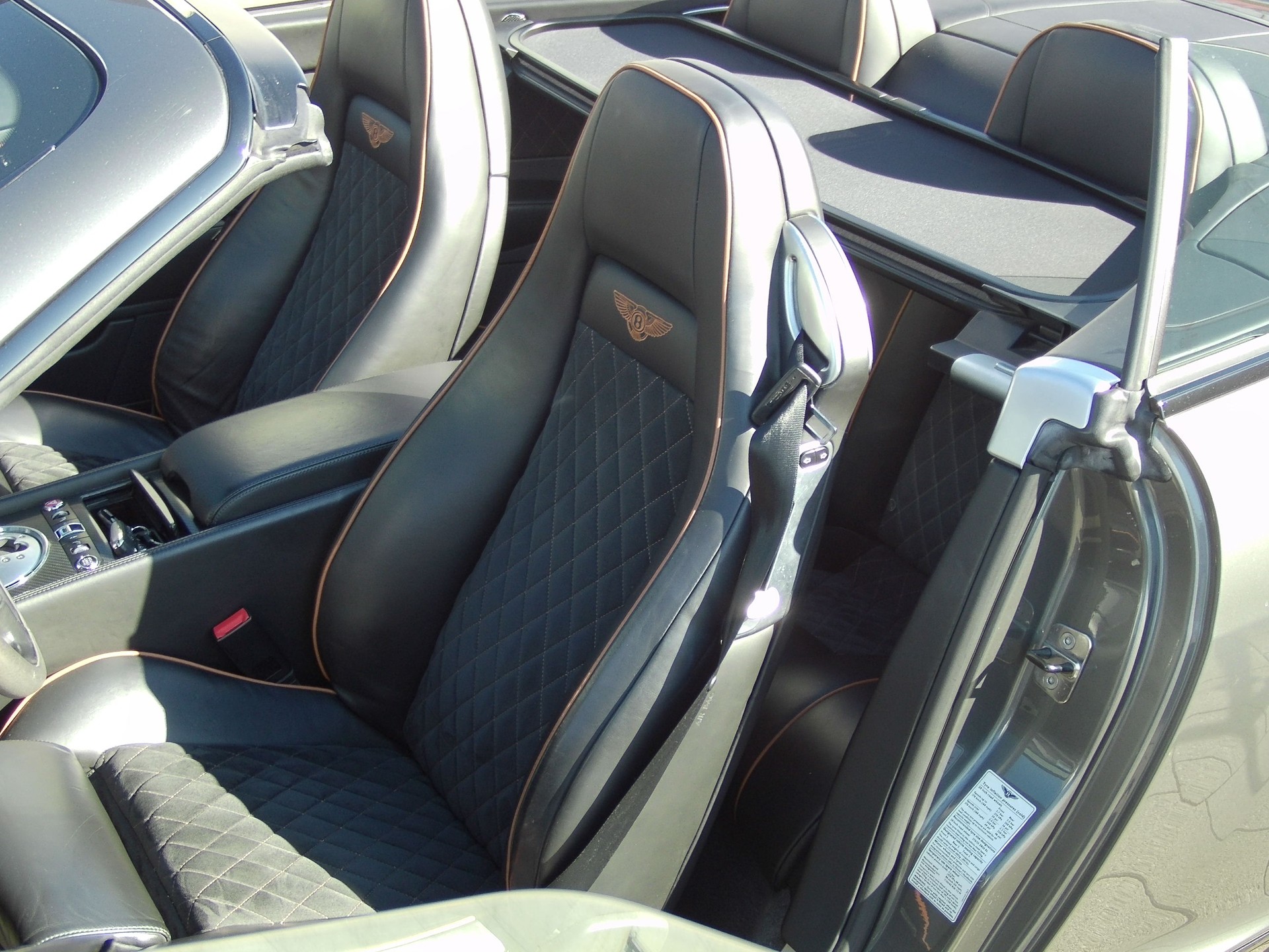 BENTLEY Supersports Convertible 6.0 mit 630 PS-image-12