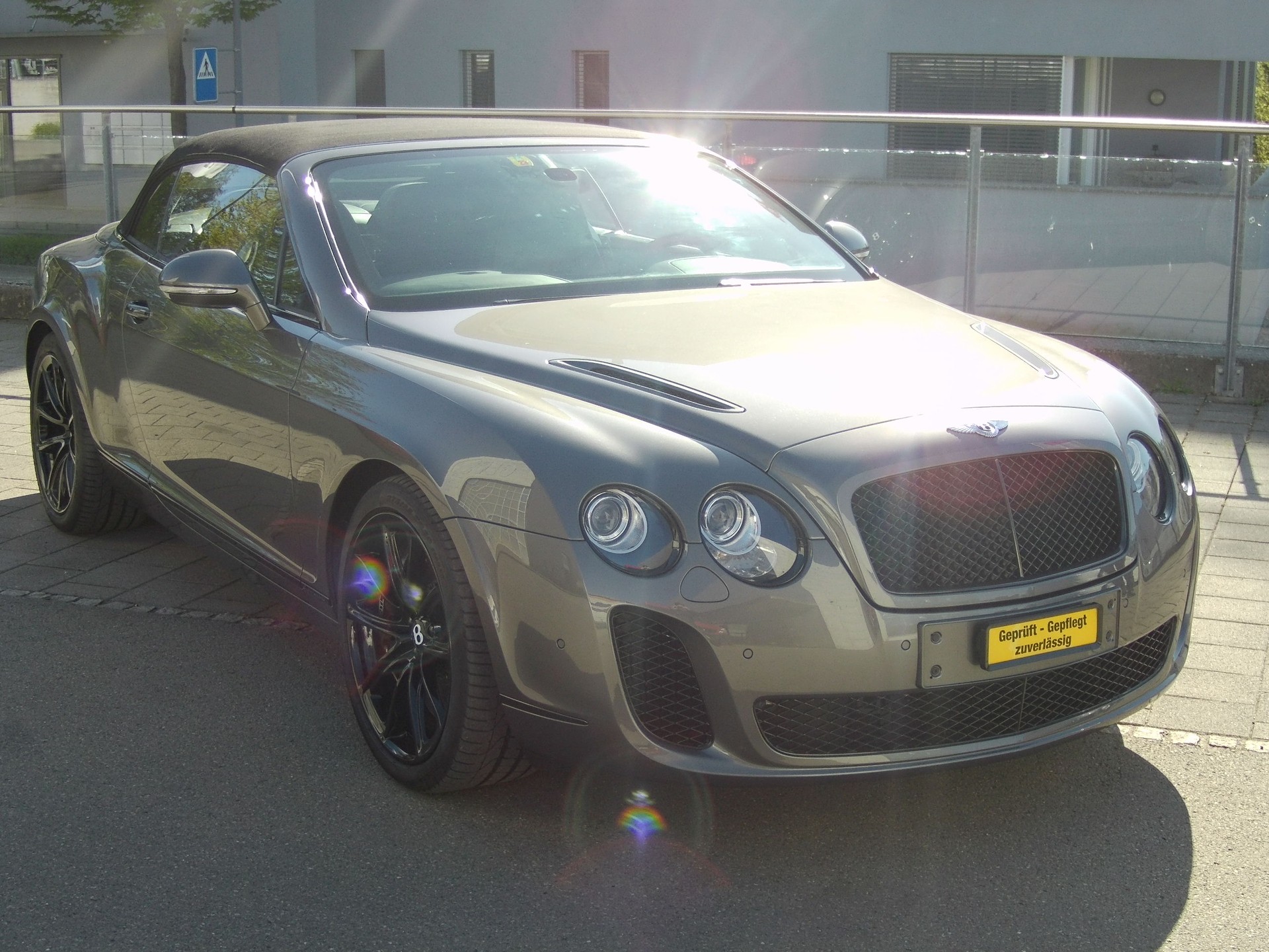 BENTLEY Supersports Convertible 6.0 mit 630 PS-image-5