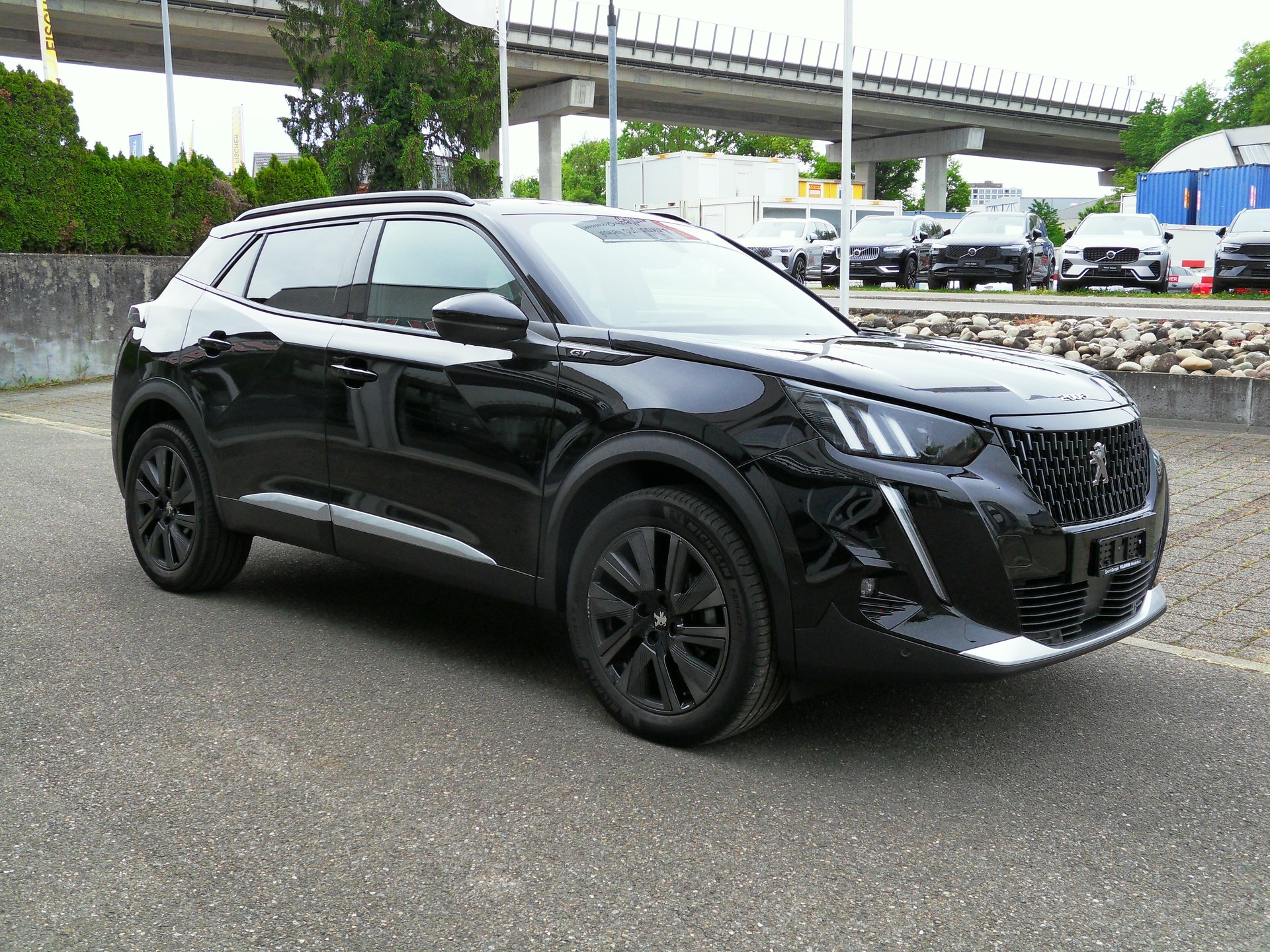 PEUGEOT 2008 1.2 PureTech GT EAT8-showroom-element-2