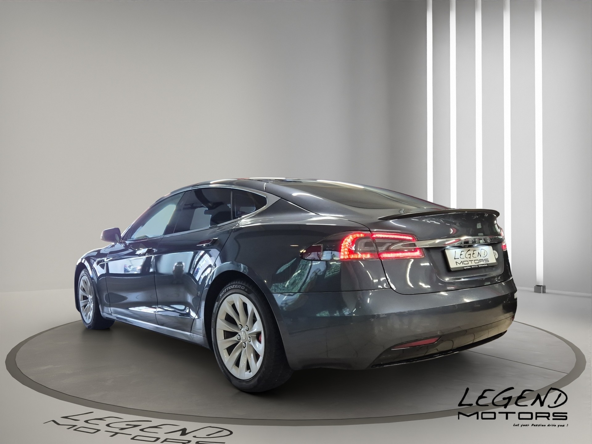 TESLA Model S 100 D Performance LEASING à partir de CHF 320.-/mois-showroom-element-3