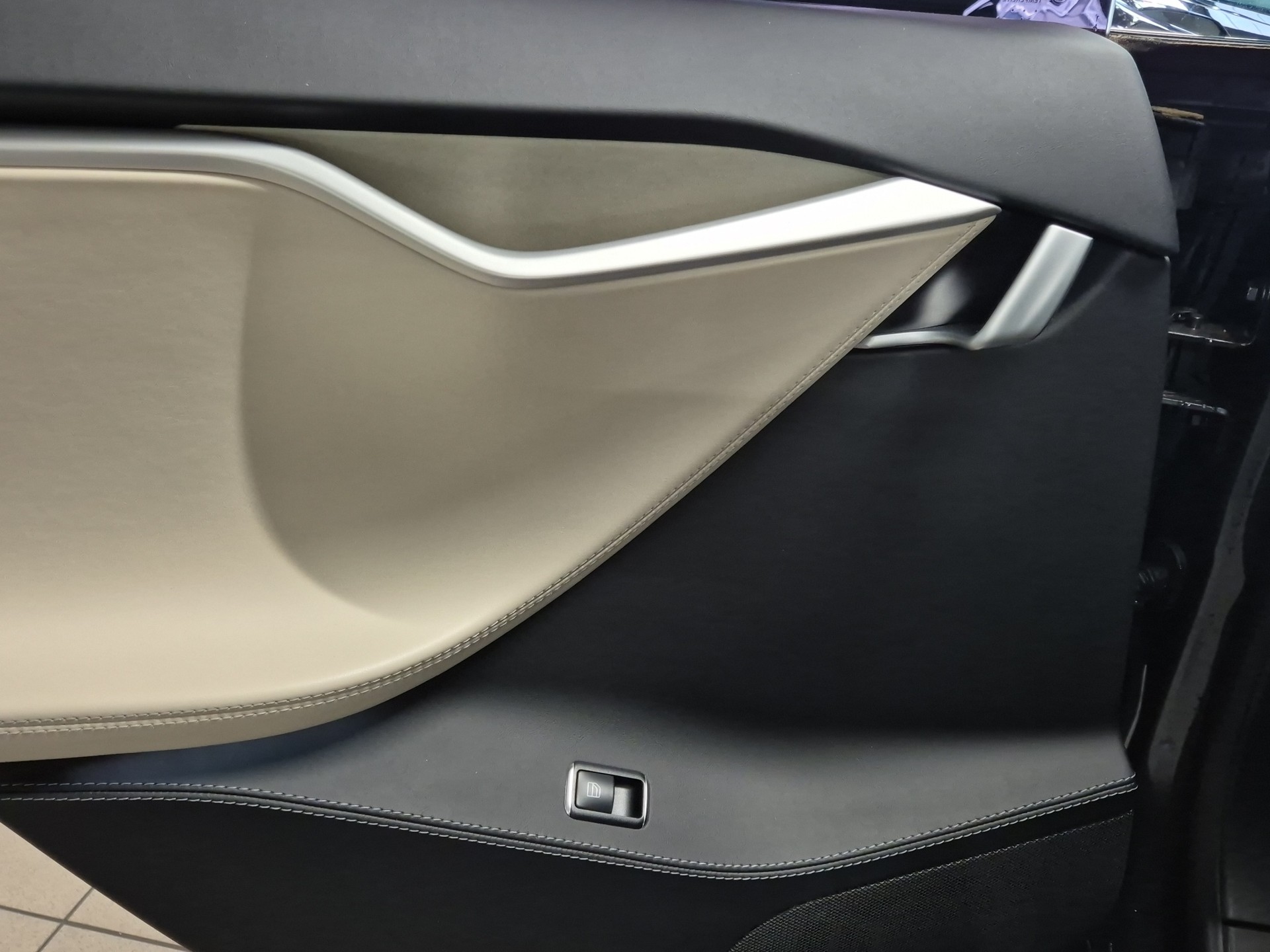 TESLA Model S 100 D Performance LEASING à partir de CHF 320.-/mois-image-11