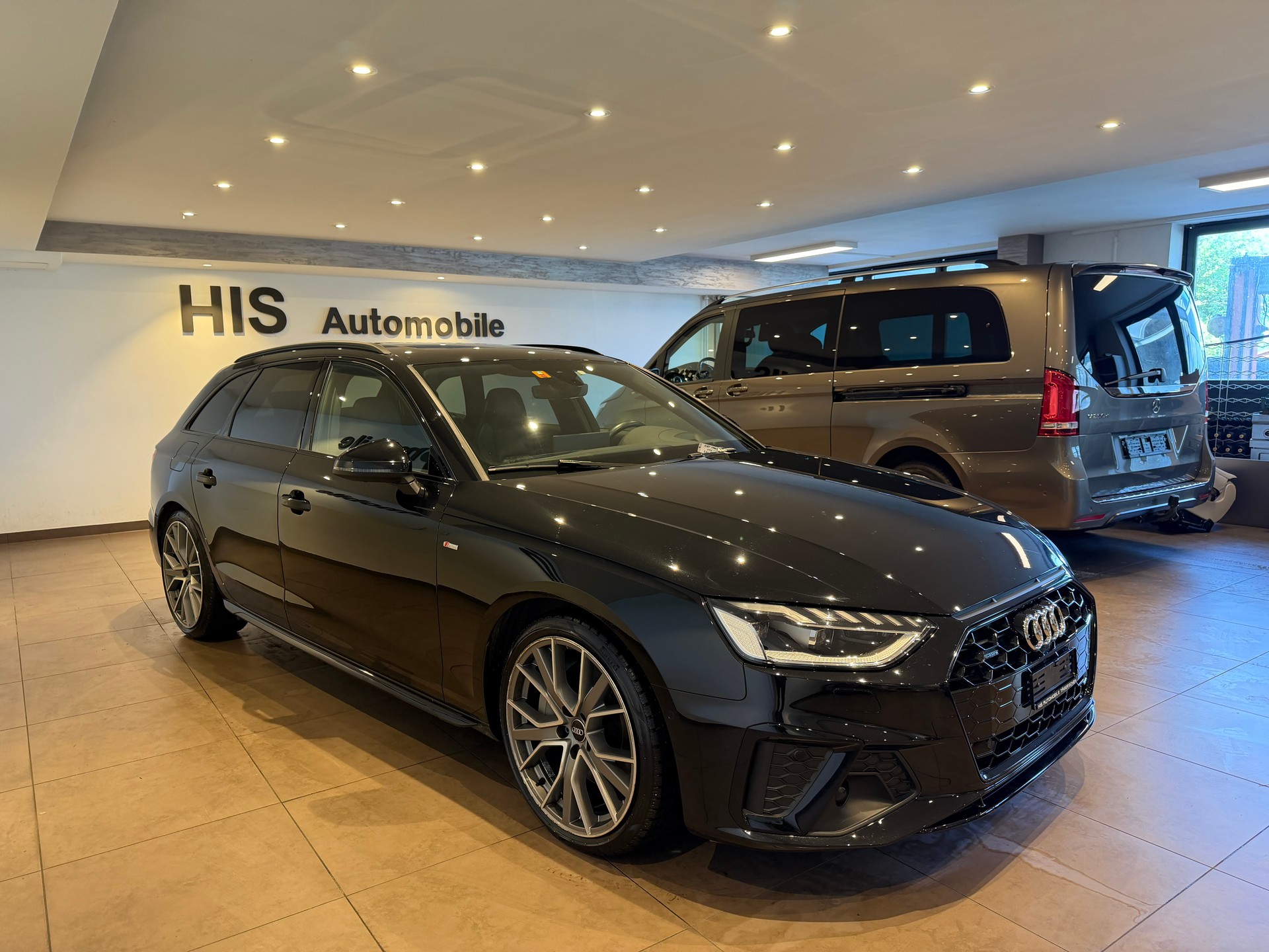 AUDI A4 Avant 2.0 45 TFSI S Line quattro S-Tronic-image-6
