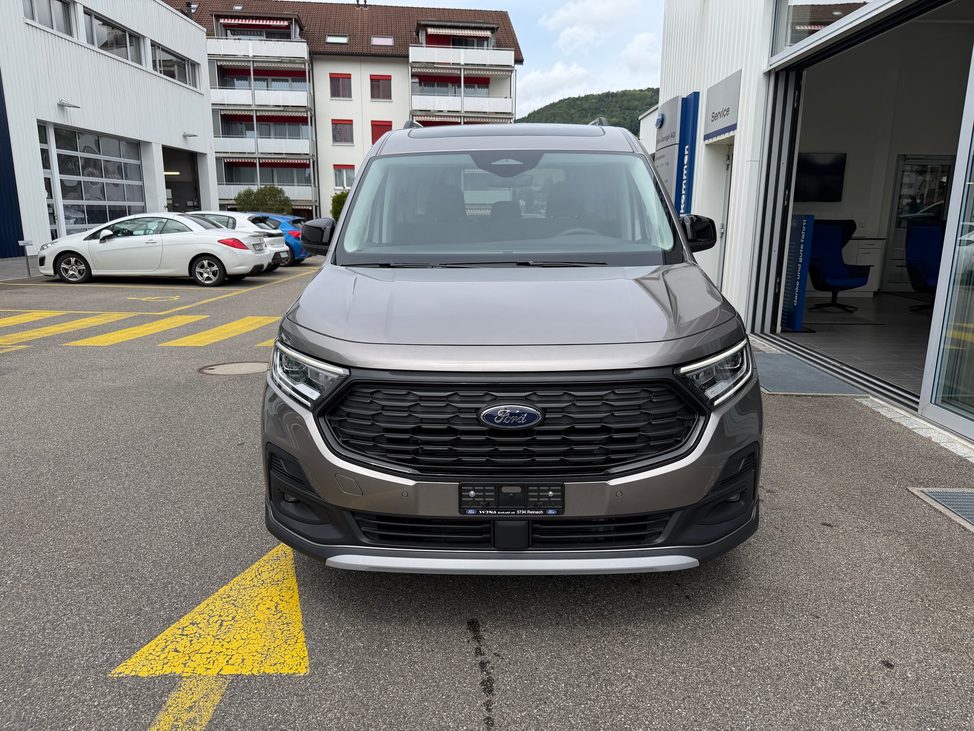 FORD Tourneo Connect 1.5 PHEV Active Automat-image-2
