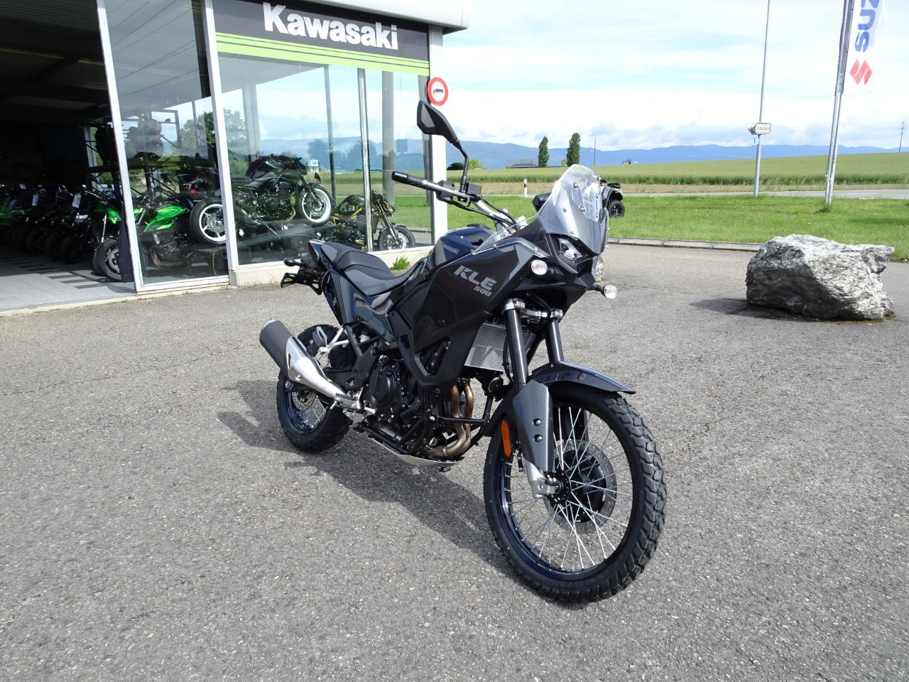 KAWASAKI KLE 500-showroom-element-1