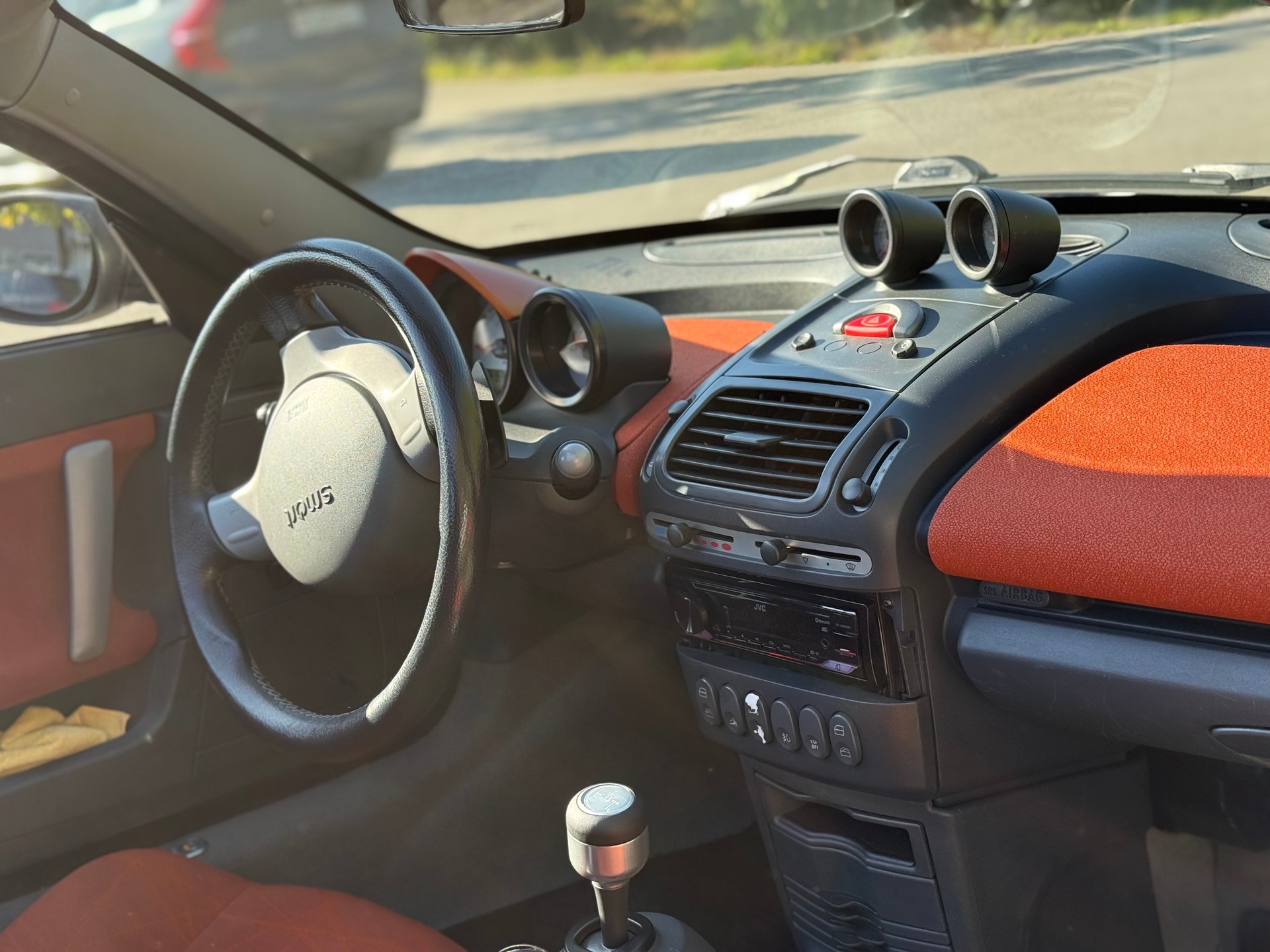 SMART ROADSTER-image-3
