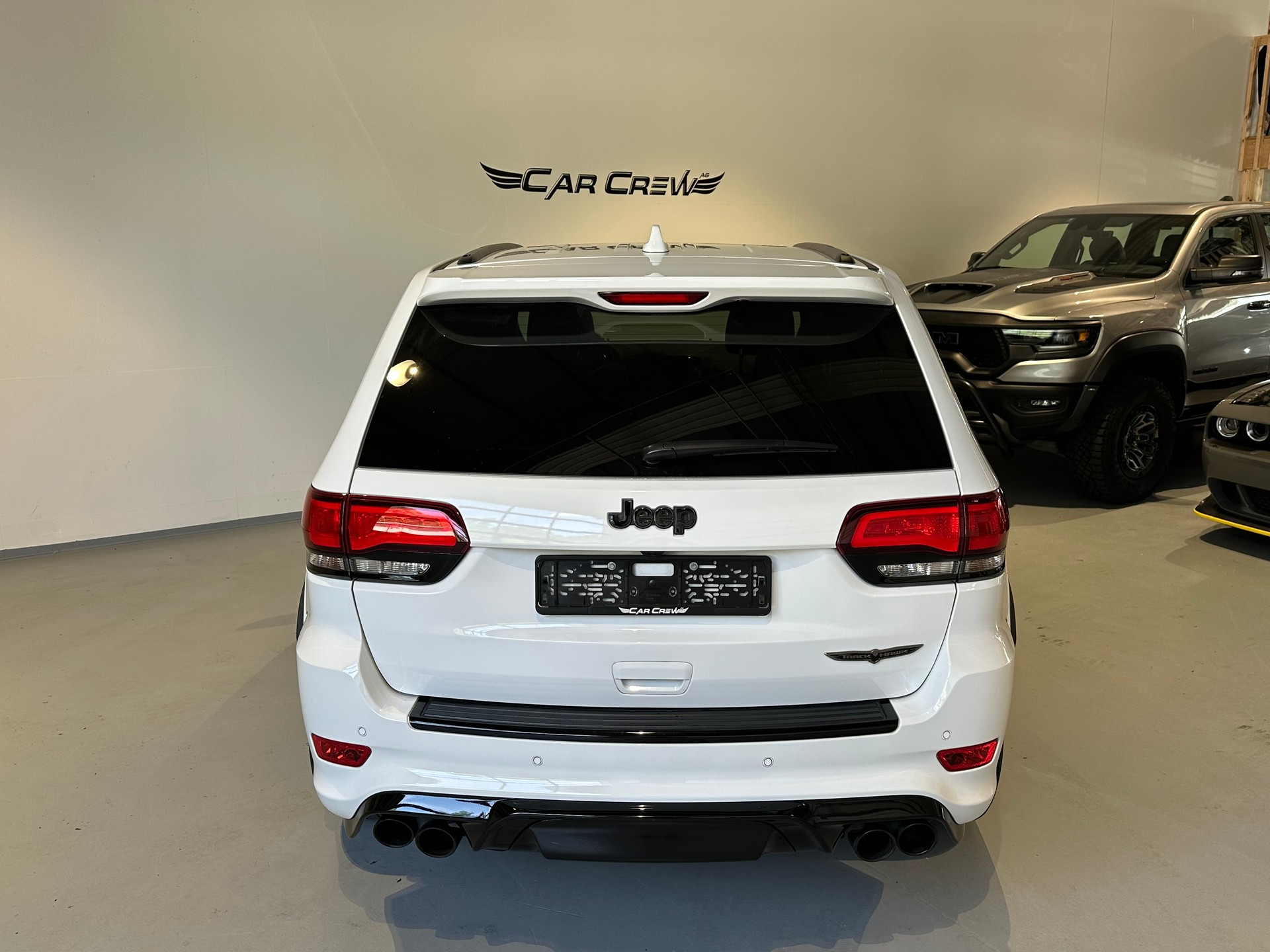 JEEP Grand Cherokee 6.2 V8 HEMI Trackhawk Automatic-image-13