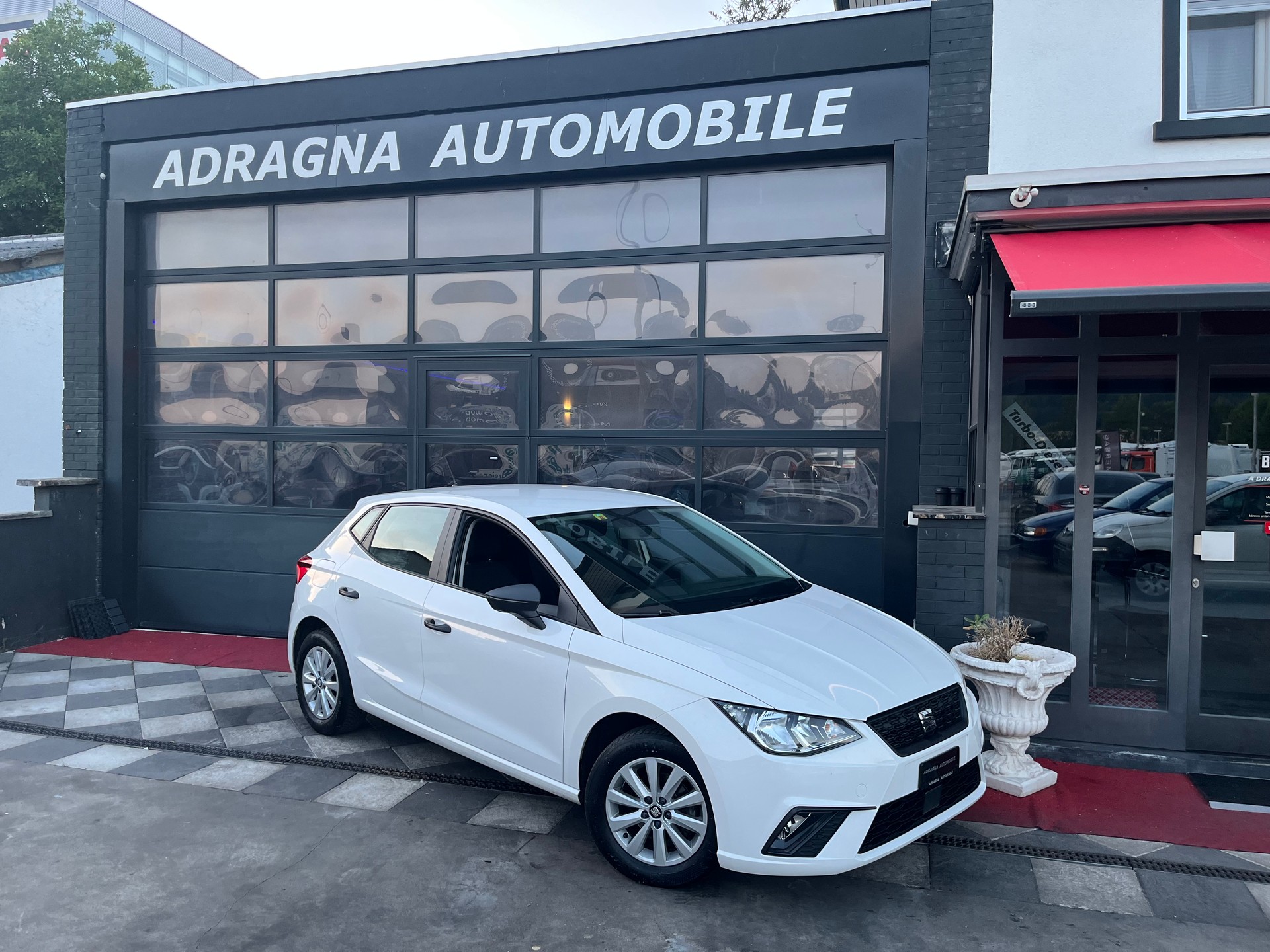 SEAT Ibiza 1.0 EcoTSI Style-showroom-element-1
