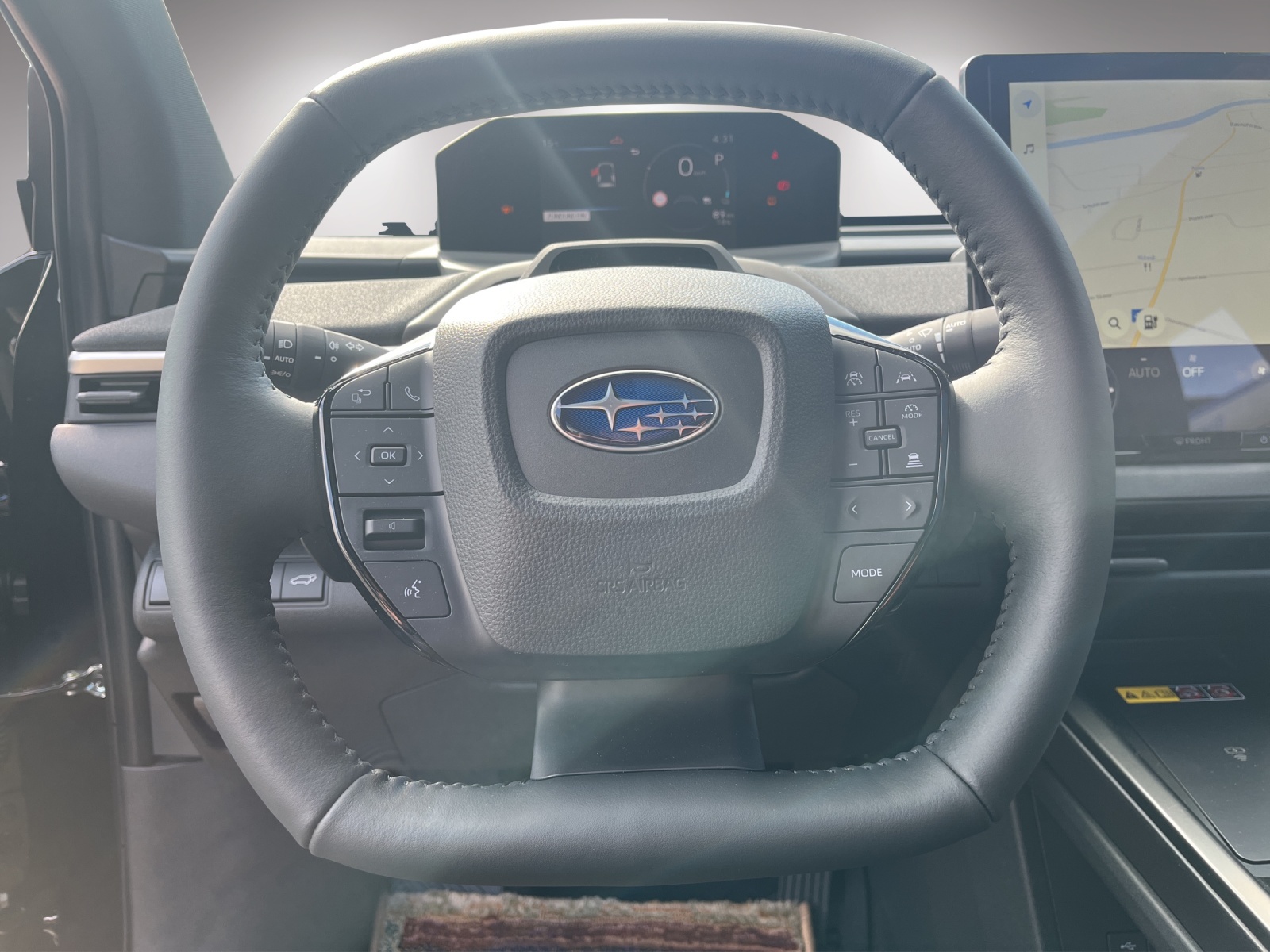 SUBARU Solterra eV Luxury AWD-image-12