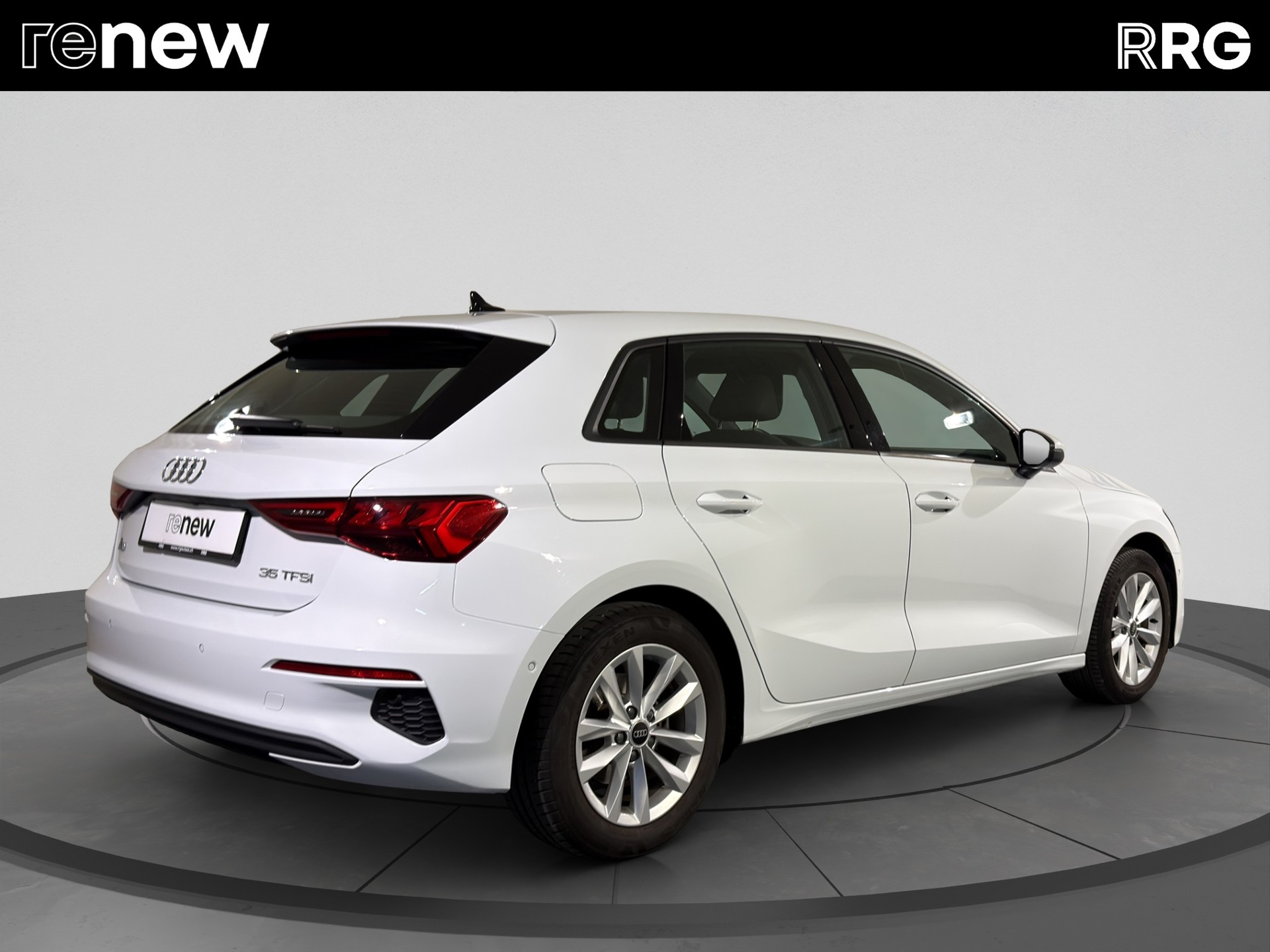 AUDI A3 Sportback 35 TFSI Attraction-showroom-element-2