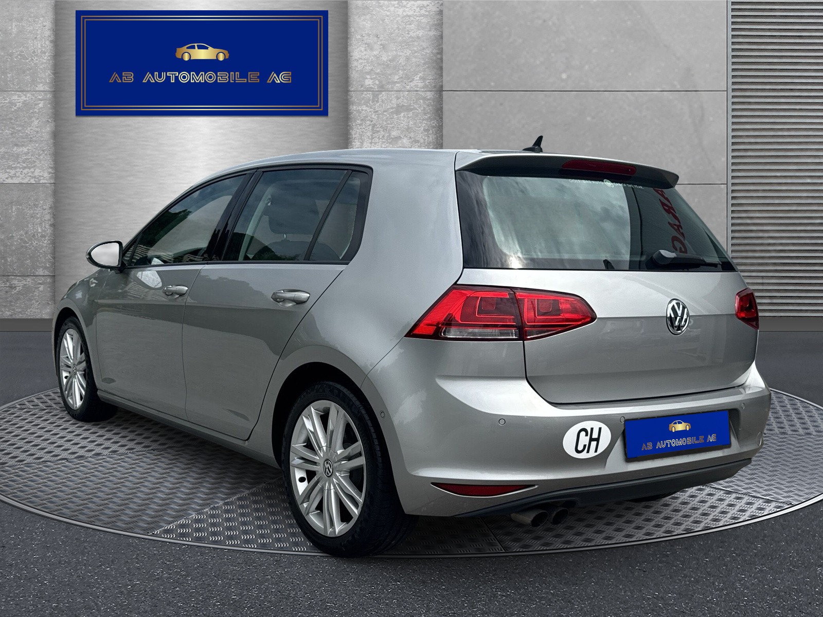 VW Golf 1.4 TSI Highline DSG-image-4