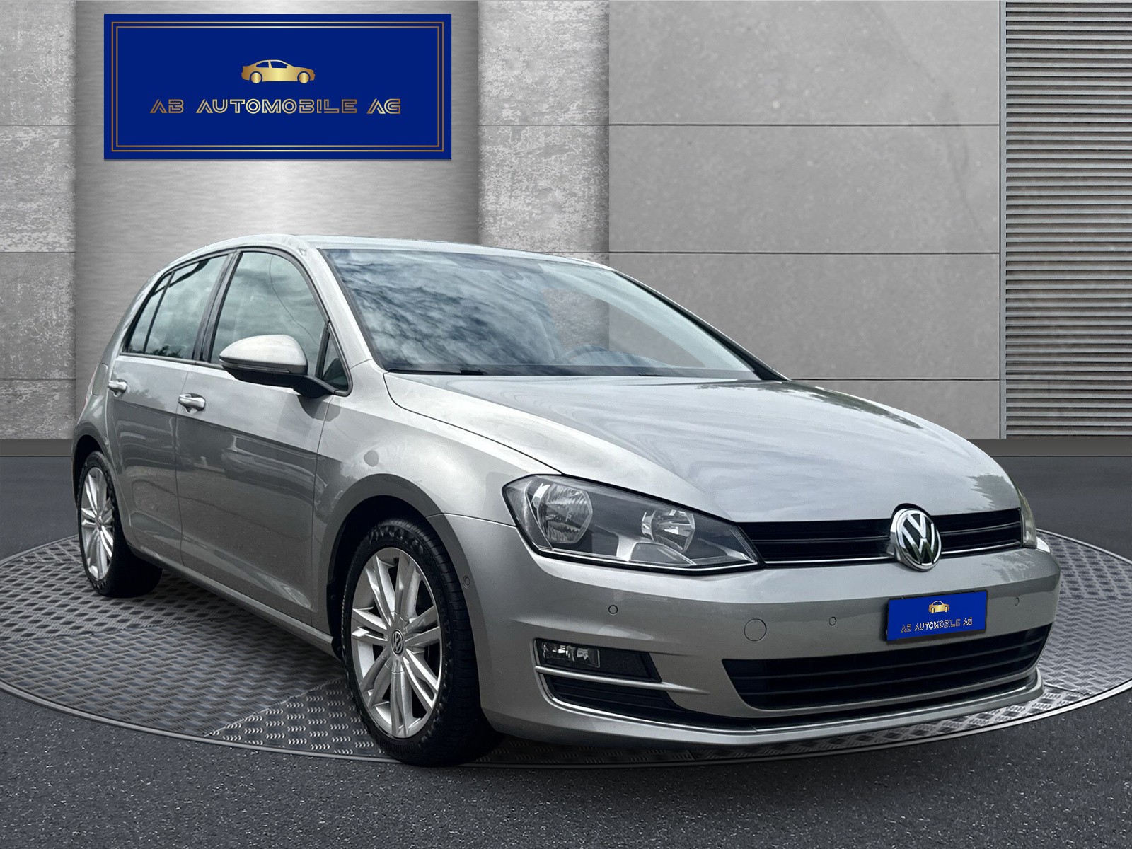 VW Golf 1.4 TSI Highline DSG-image-2