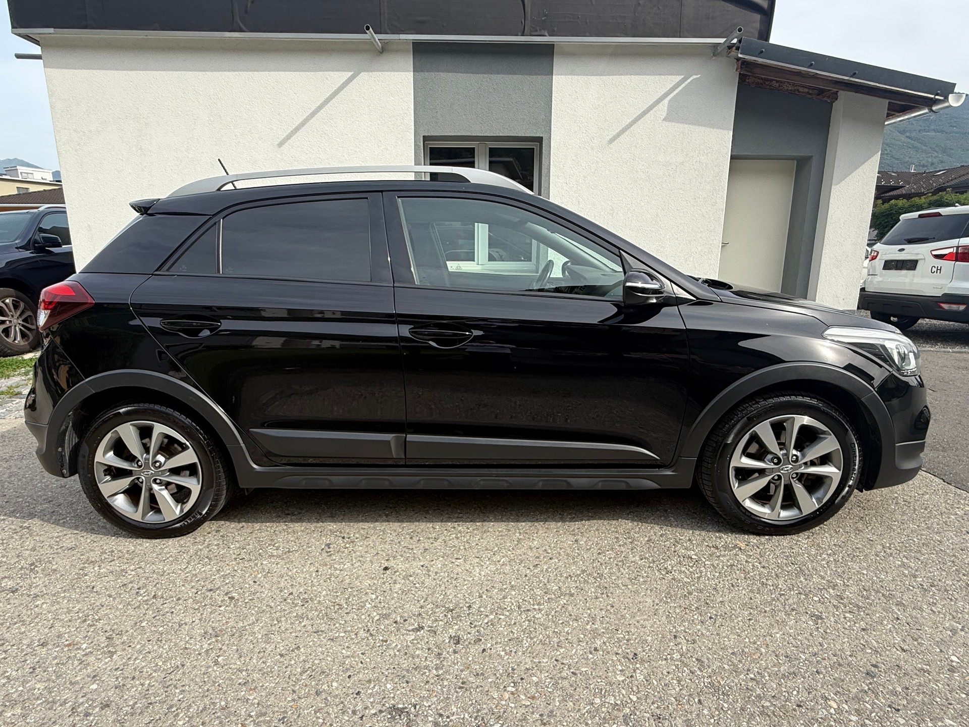 HYUNDAI i20 Active 1.0 T-GDi Amplia-image-6
