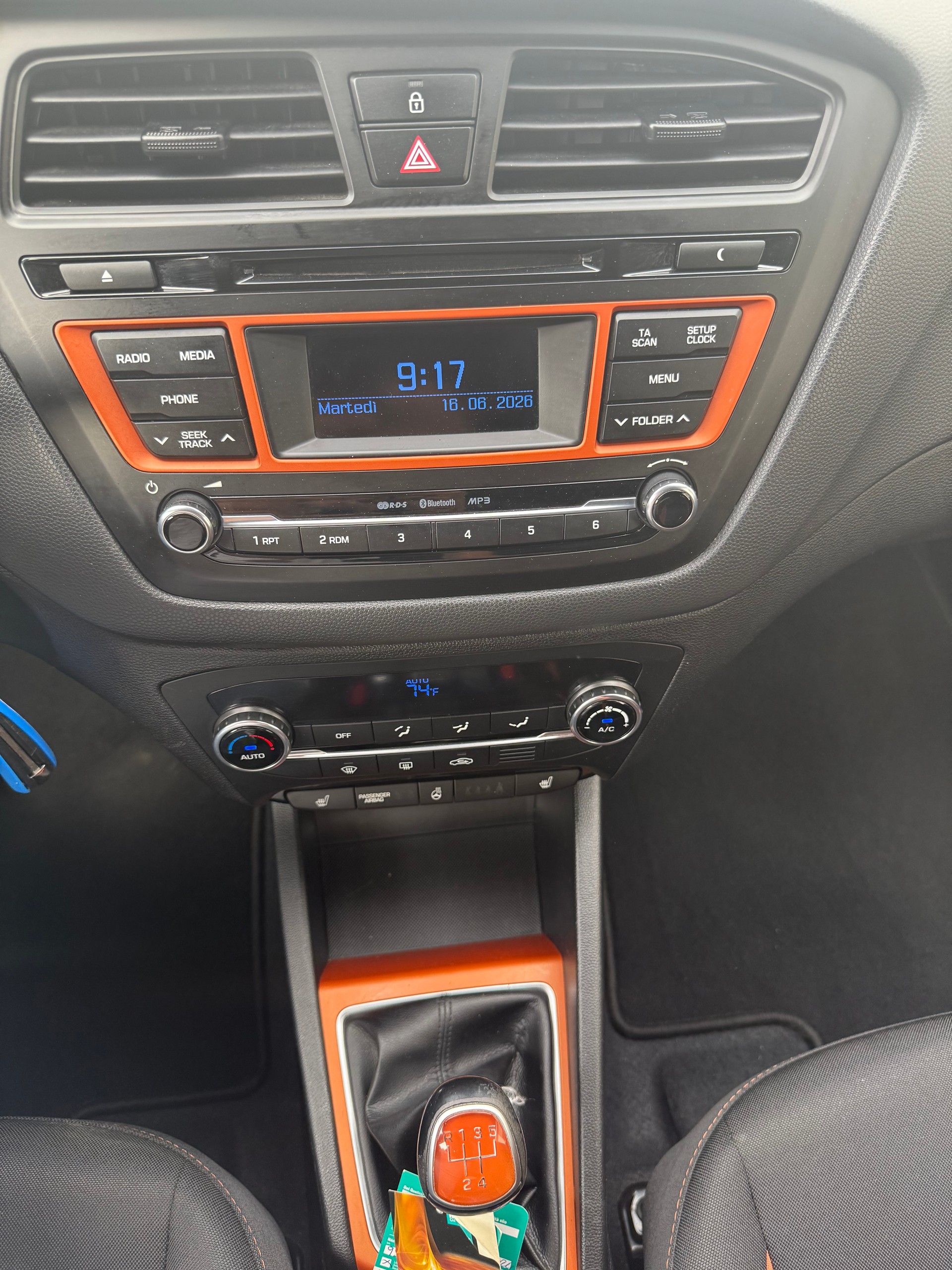 HYUNDAI i20 Active 1.0 T-GDi Amplia-image-12