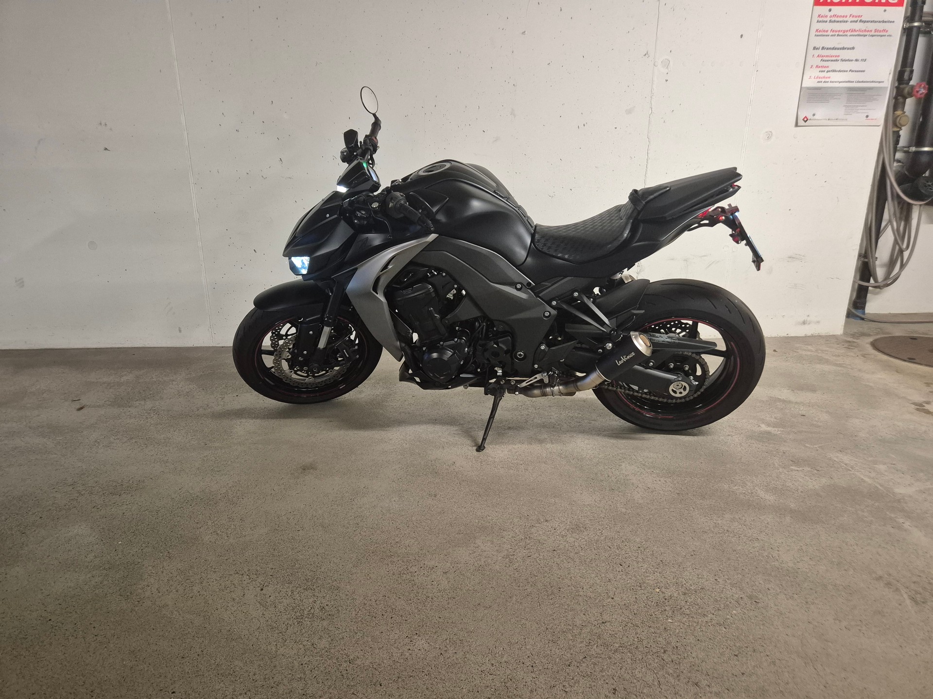 KAWASAKI Z 1000 ABS-image-1