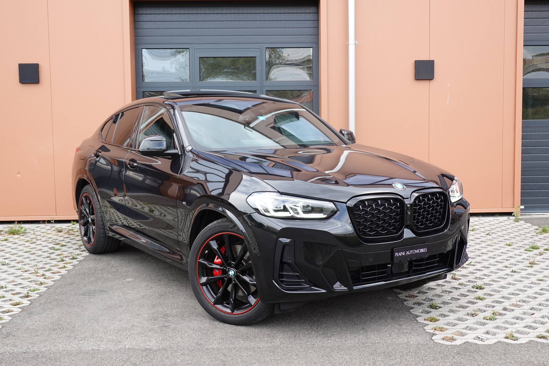 BMW X4 xDrive 48V 20d M Sport * Vehicule CH * Pack M * Camera 360 * jantes 20 * sièges chauffants et électriques *