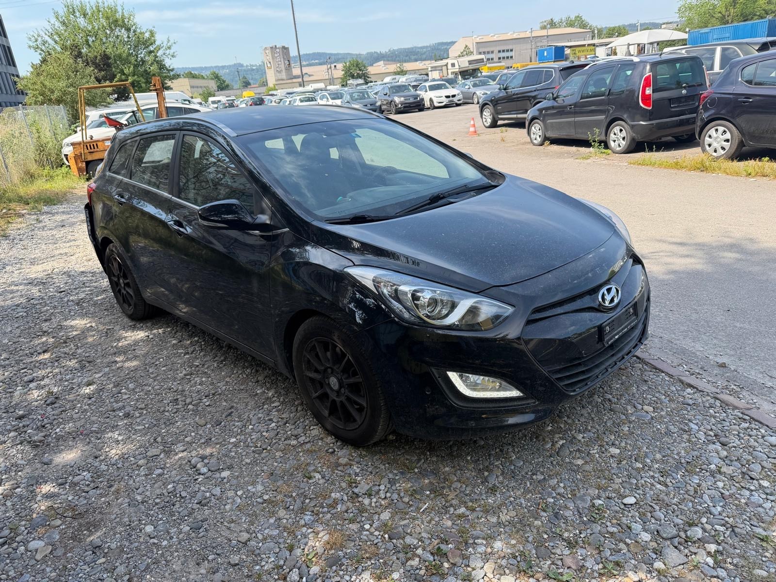 HYUNDAI i30 Wagon 1.6 CRDi Premium Automatic-image-1