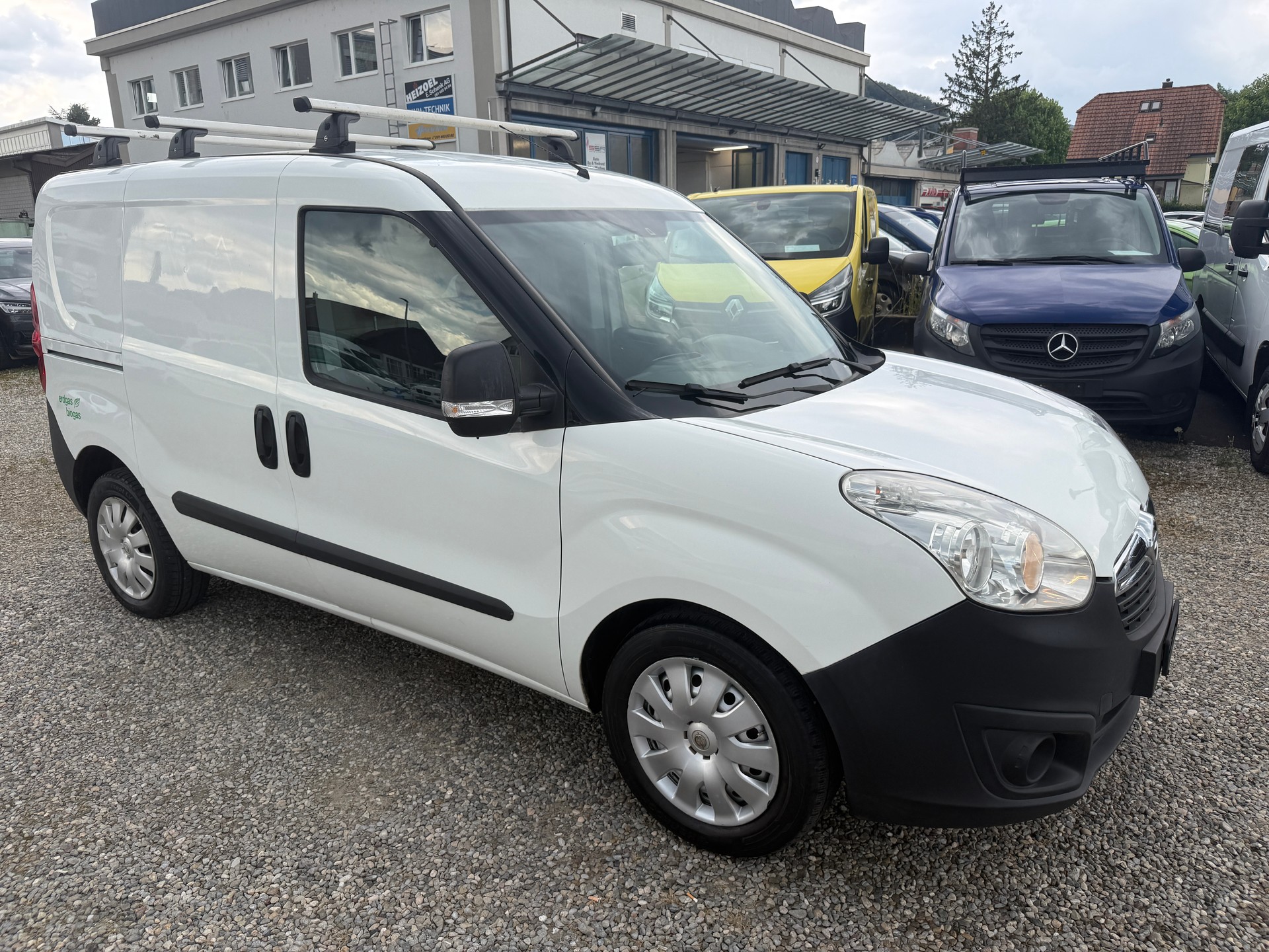 OPEL Combo 1.4 CNG Turbo ecoFLEX 2.4 L1H1