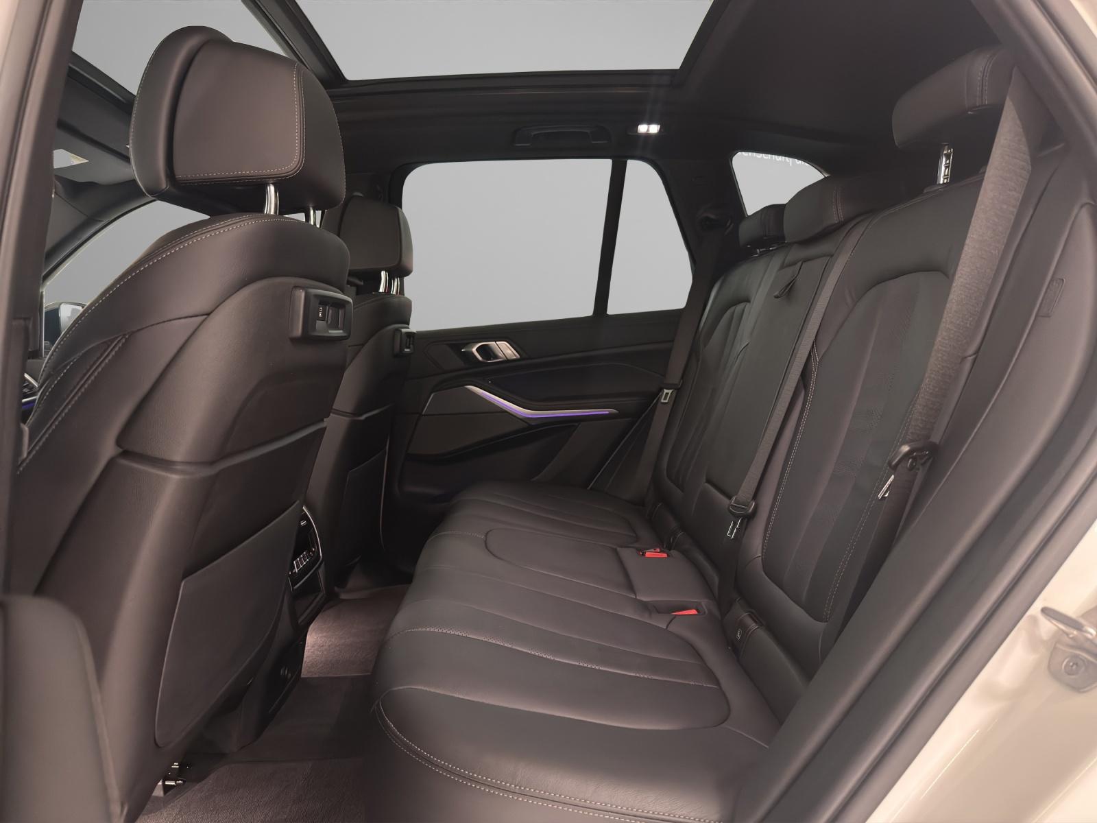 BMW X5 40d xDrive M-SportPaket-image-16