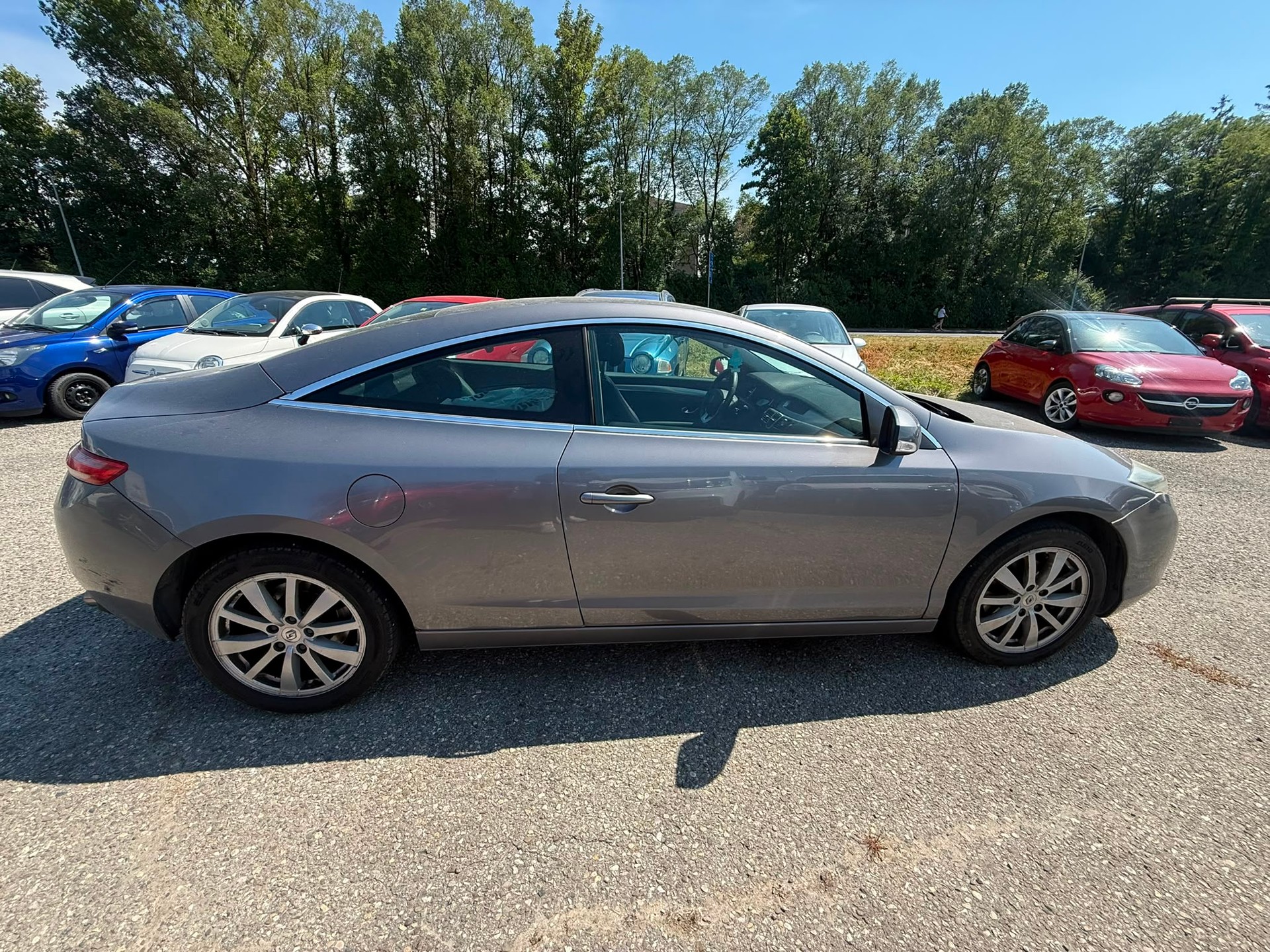 RENAULT Laguna Coupé 2.0 16V T Dynamique Automatic-image-2