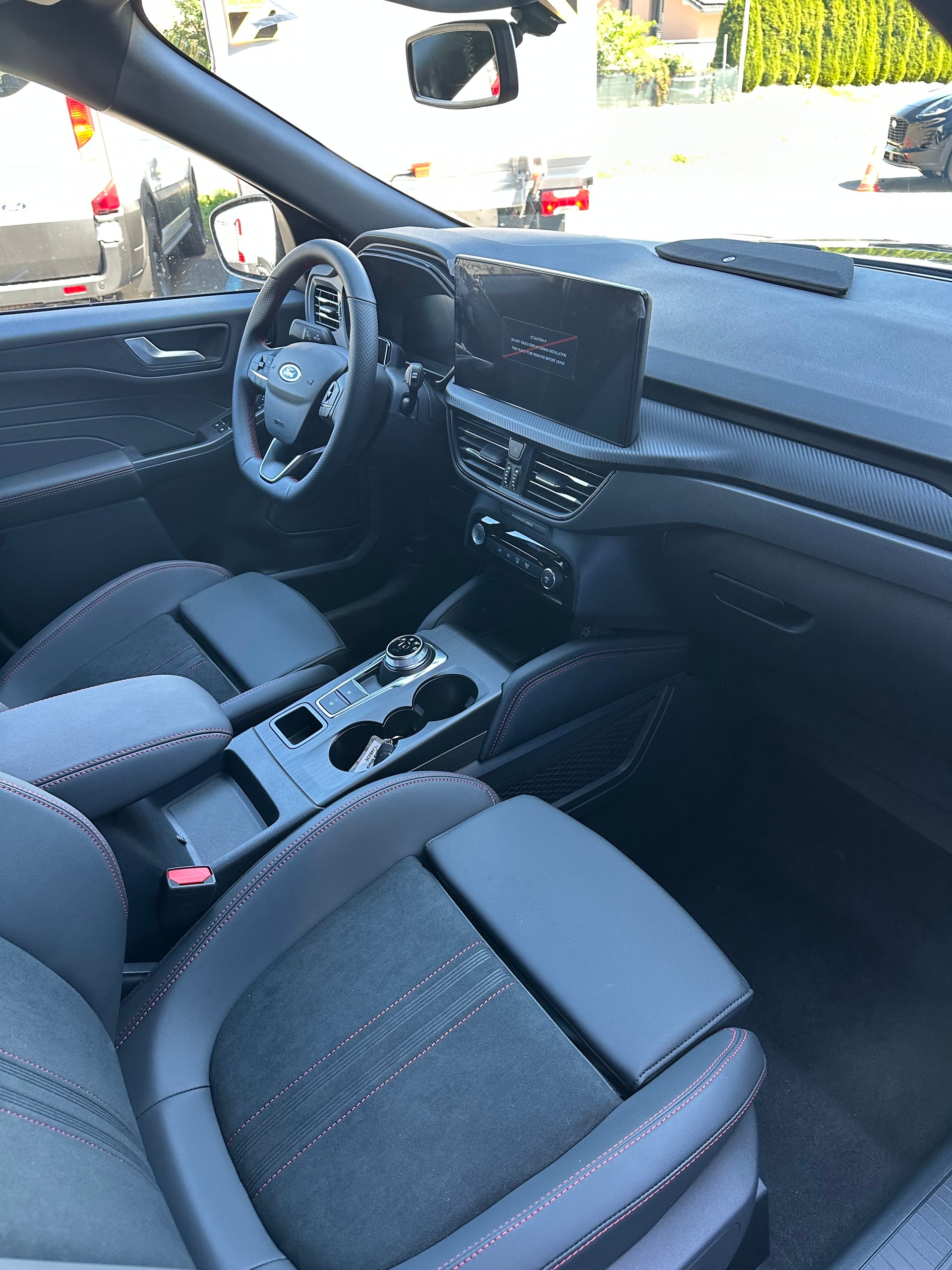 FORD Kuga 2.5 Hybrid ST-Line X 4x4 FHEV/Aut.-image-14