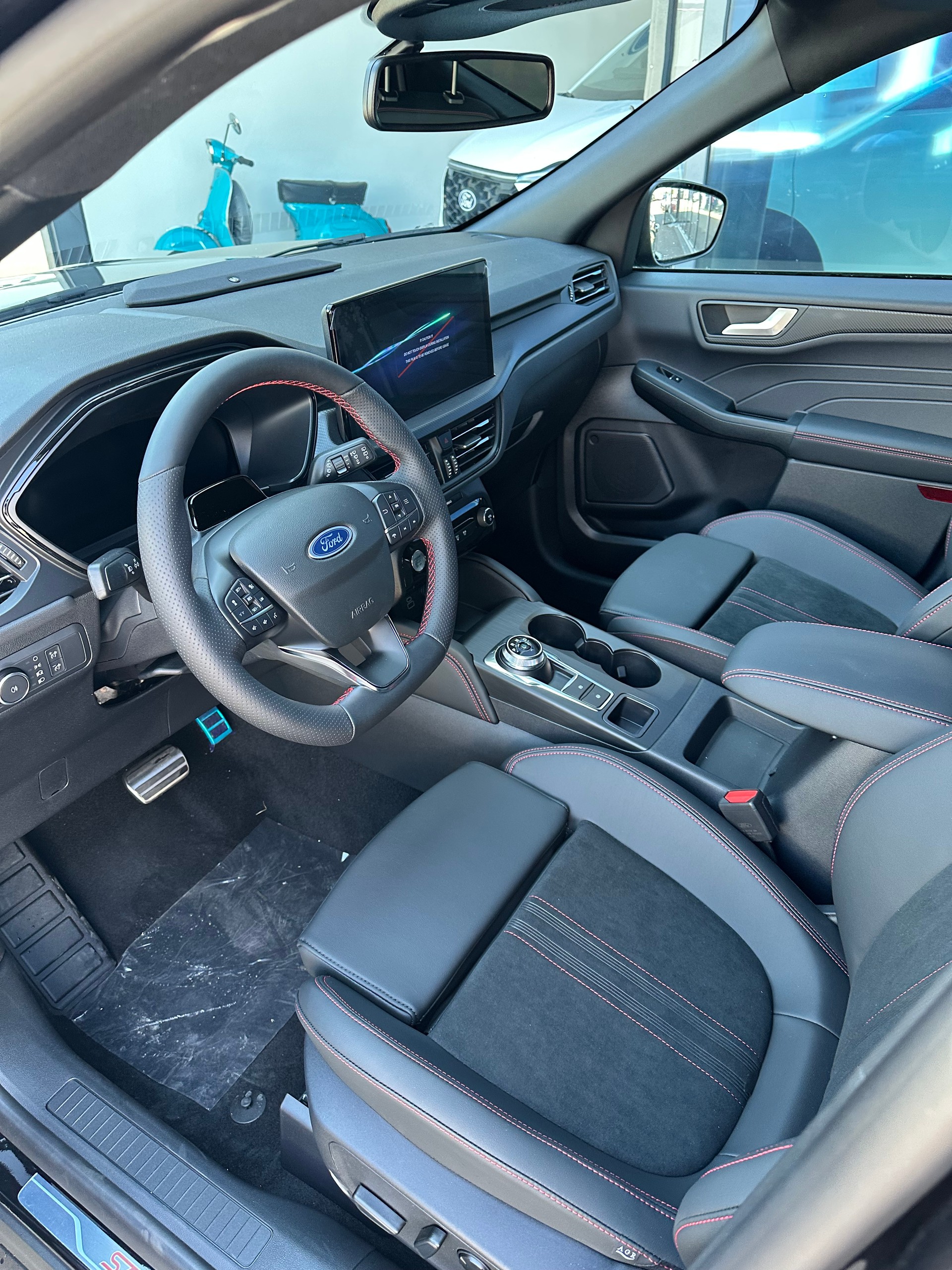 FORD Kuga 2.5 Hybrid ST-Line X 4x4 FHEV/Aut.-image-10