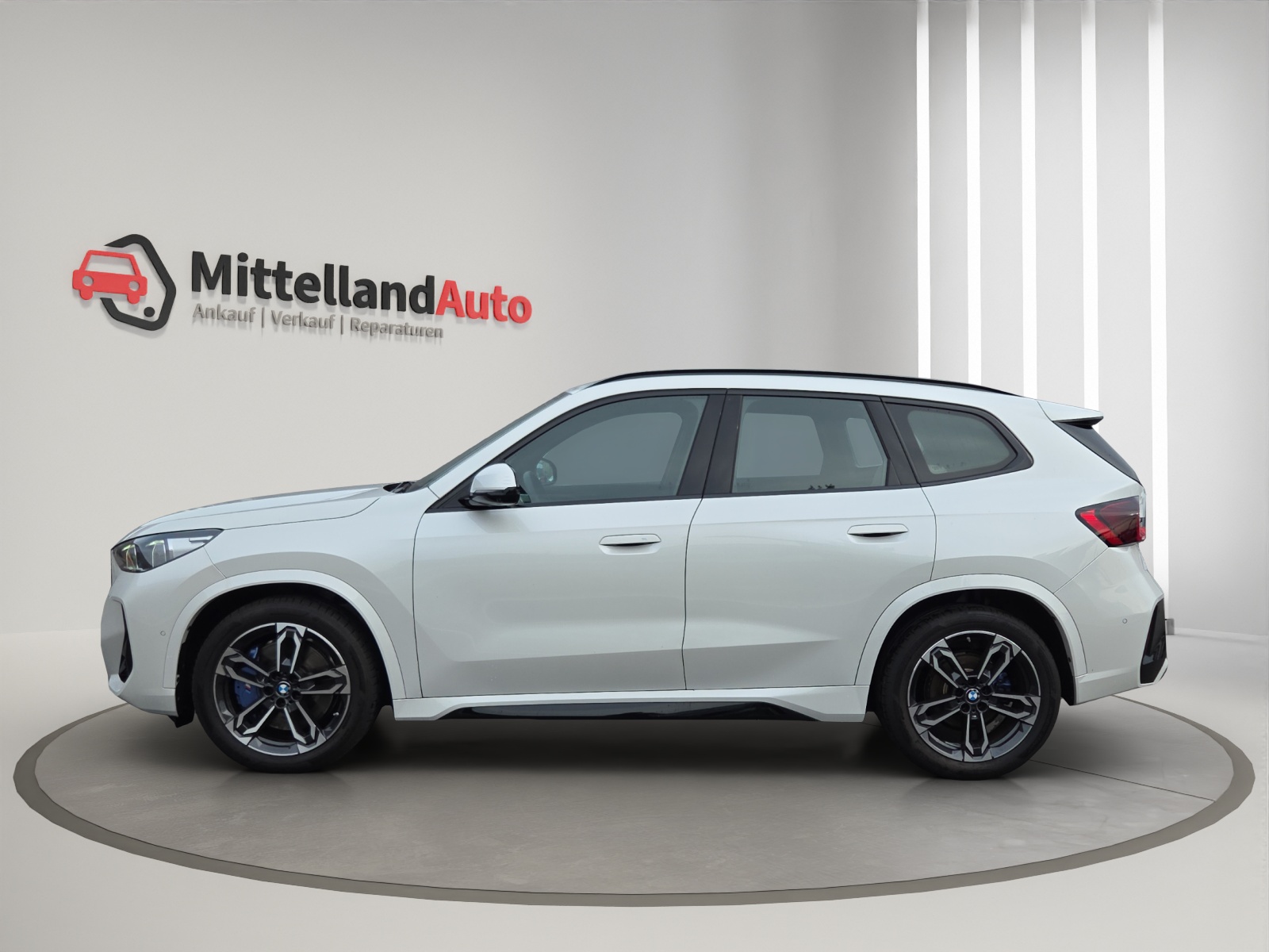 BMW X1 xDrive 23i 48V M Sport-image-4