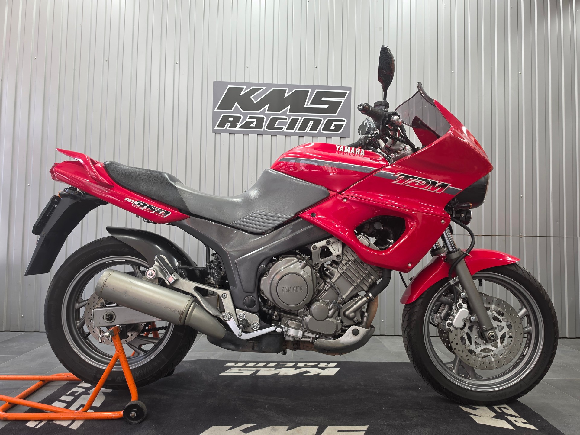 YAMAHA TDM 850-image-0