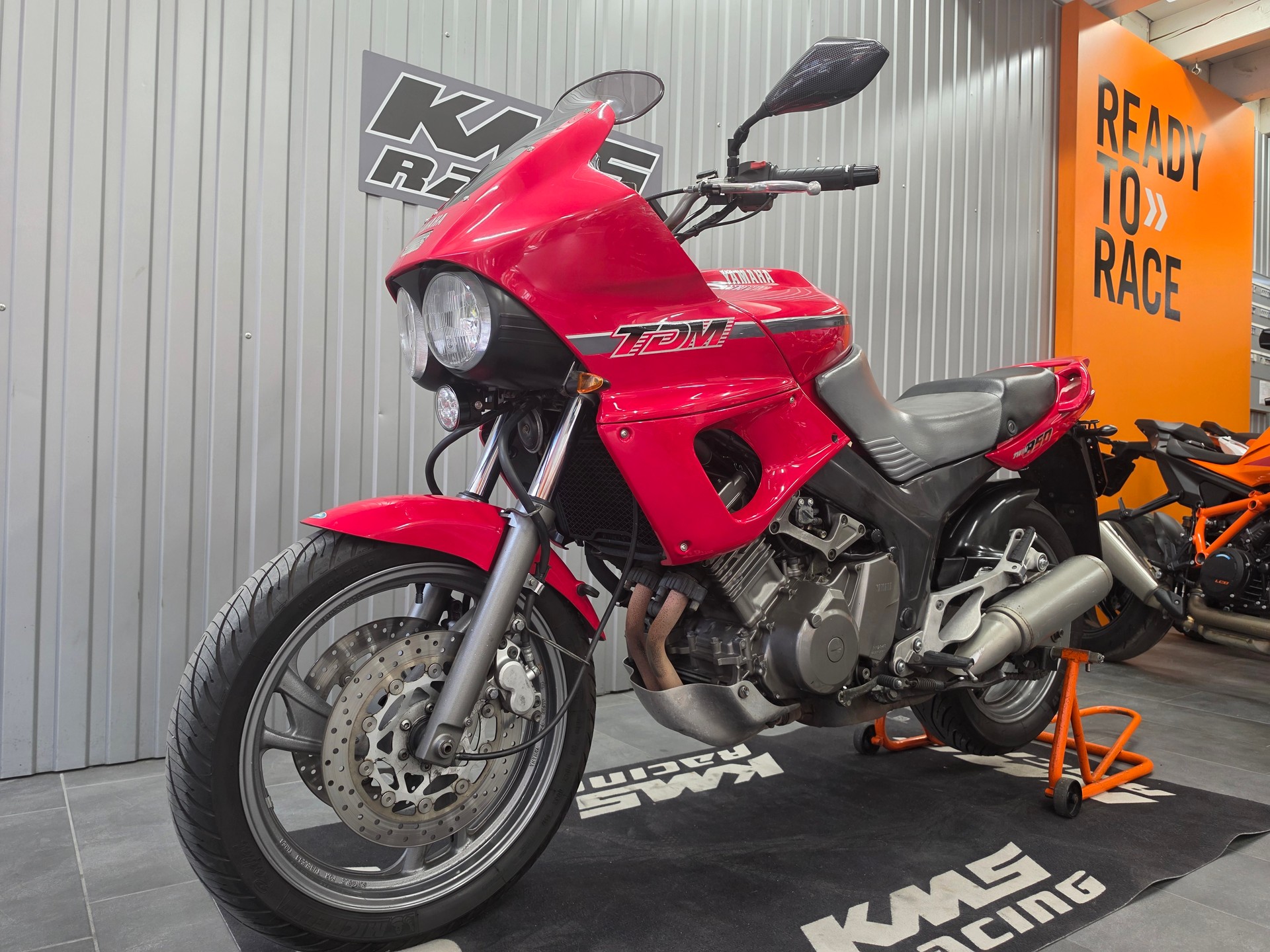 YAMAHA TDM 850-image-2