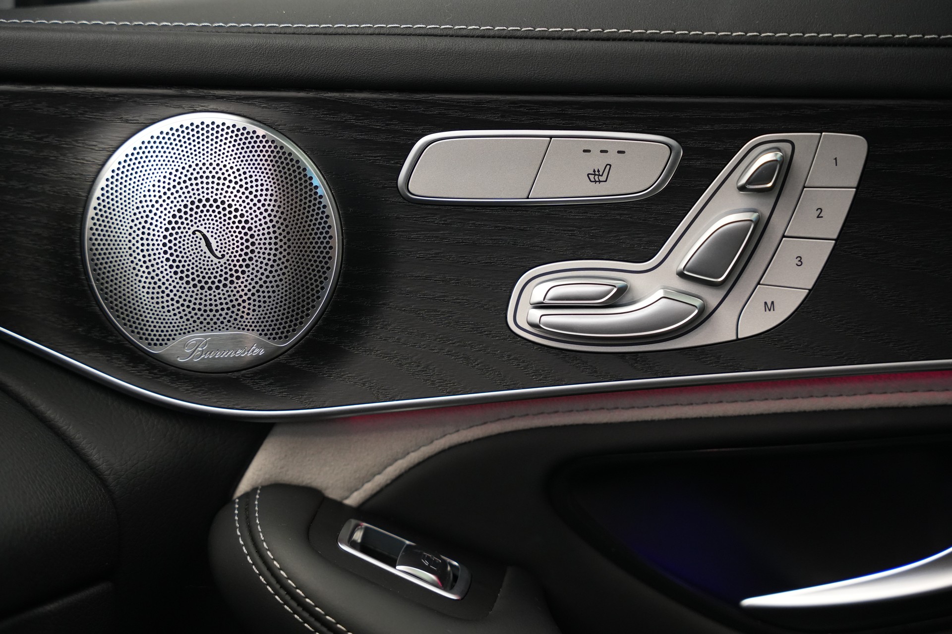 MERCEDES-BENZ GLC 63 S AMG 4Matic 9G-Tronic *CH-Fahrzeug* *Voll*-image-28