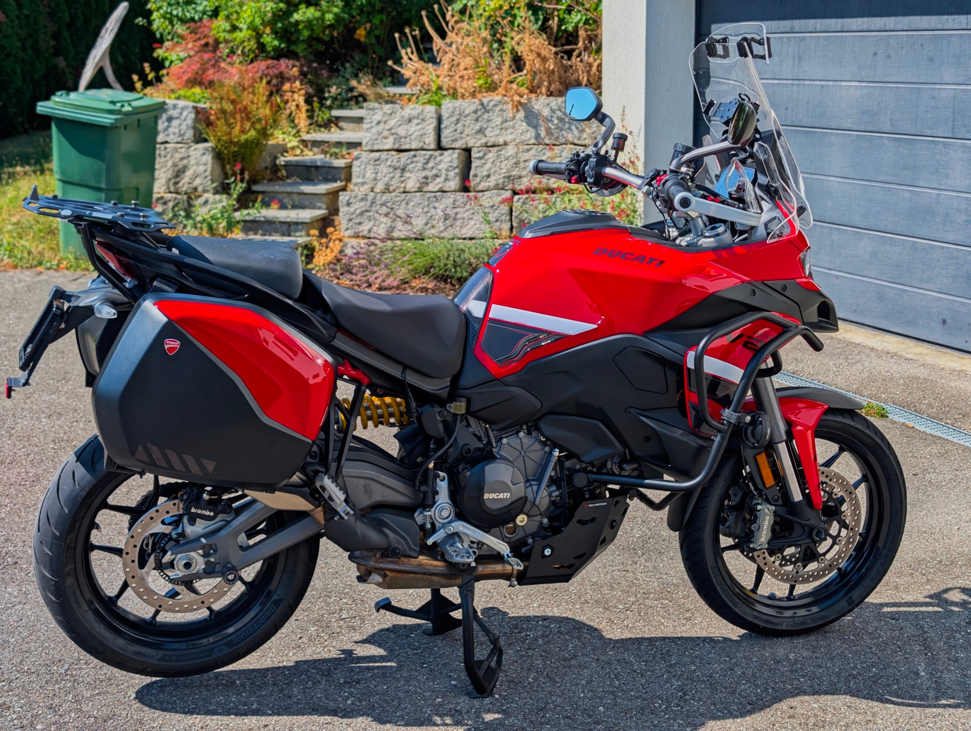 DUCATI Multistrada V2 S Touring-image-2