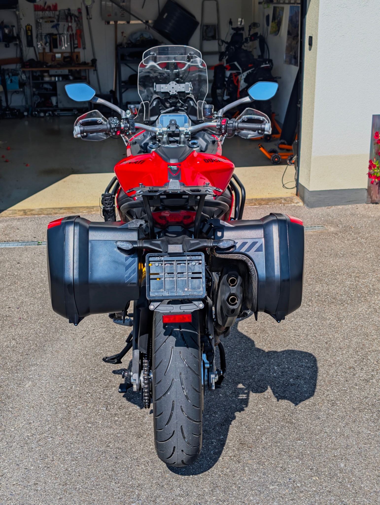DUCATI Multistrada V2 S Touring-image-3