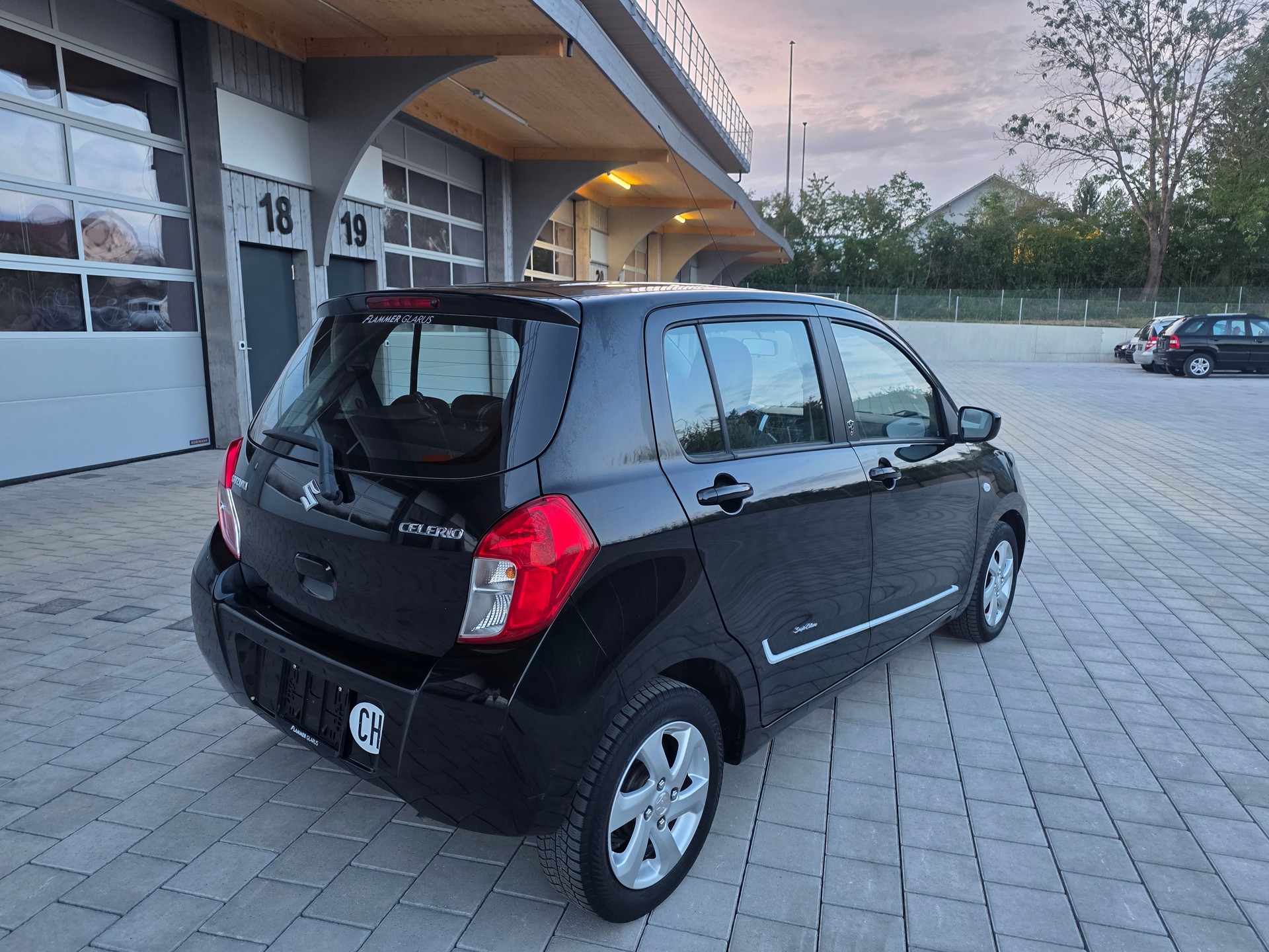 SUZUKI Celerio 1.0 Compact Top-image-4