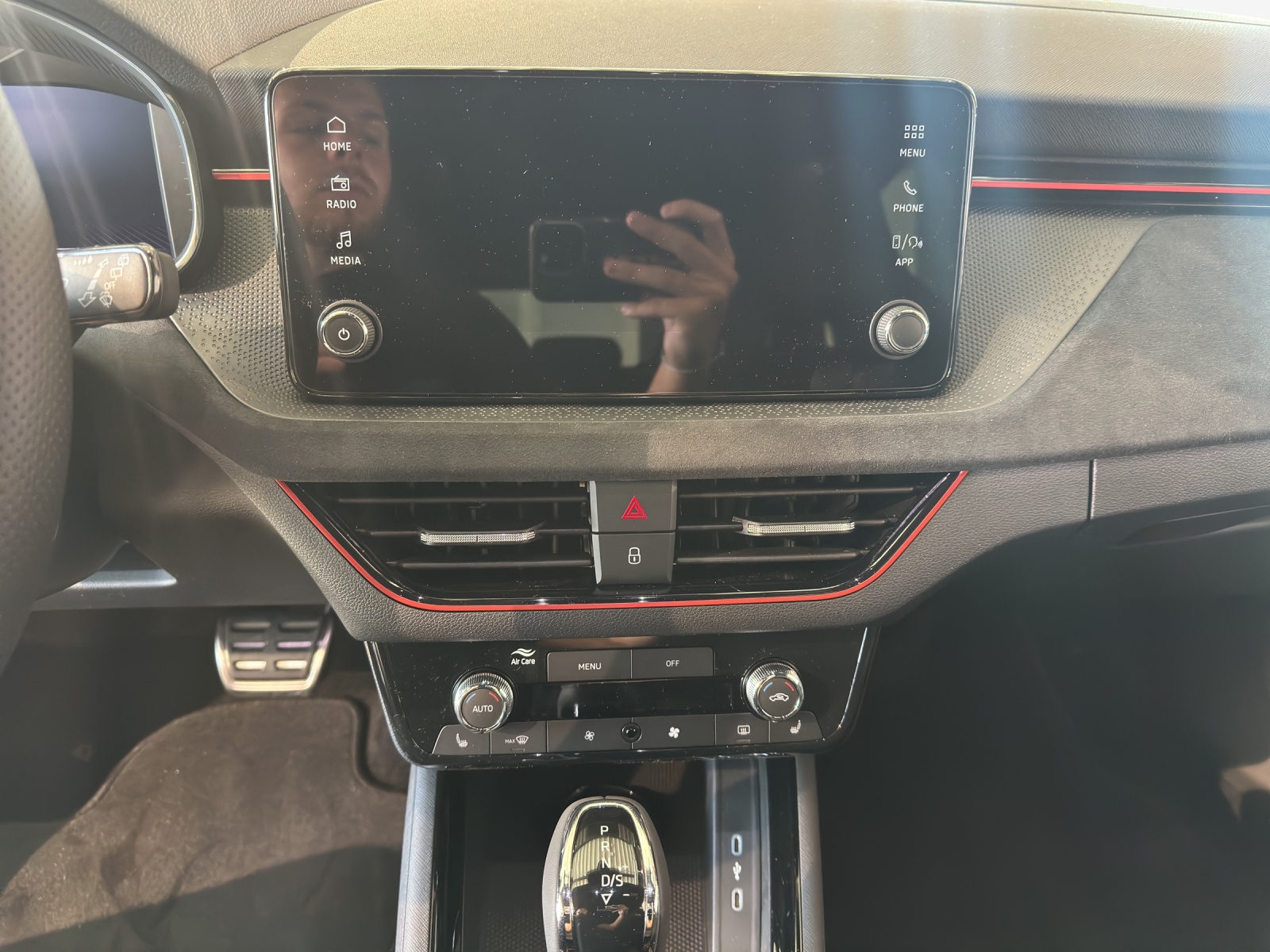 SKODA Kamiq 1.0 TSI Dynamic DSG-image-10