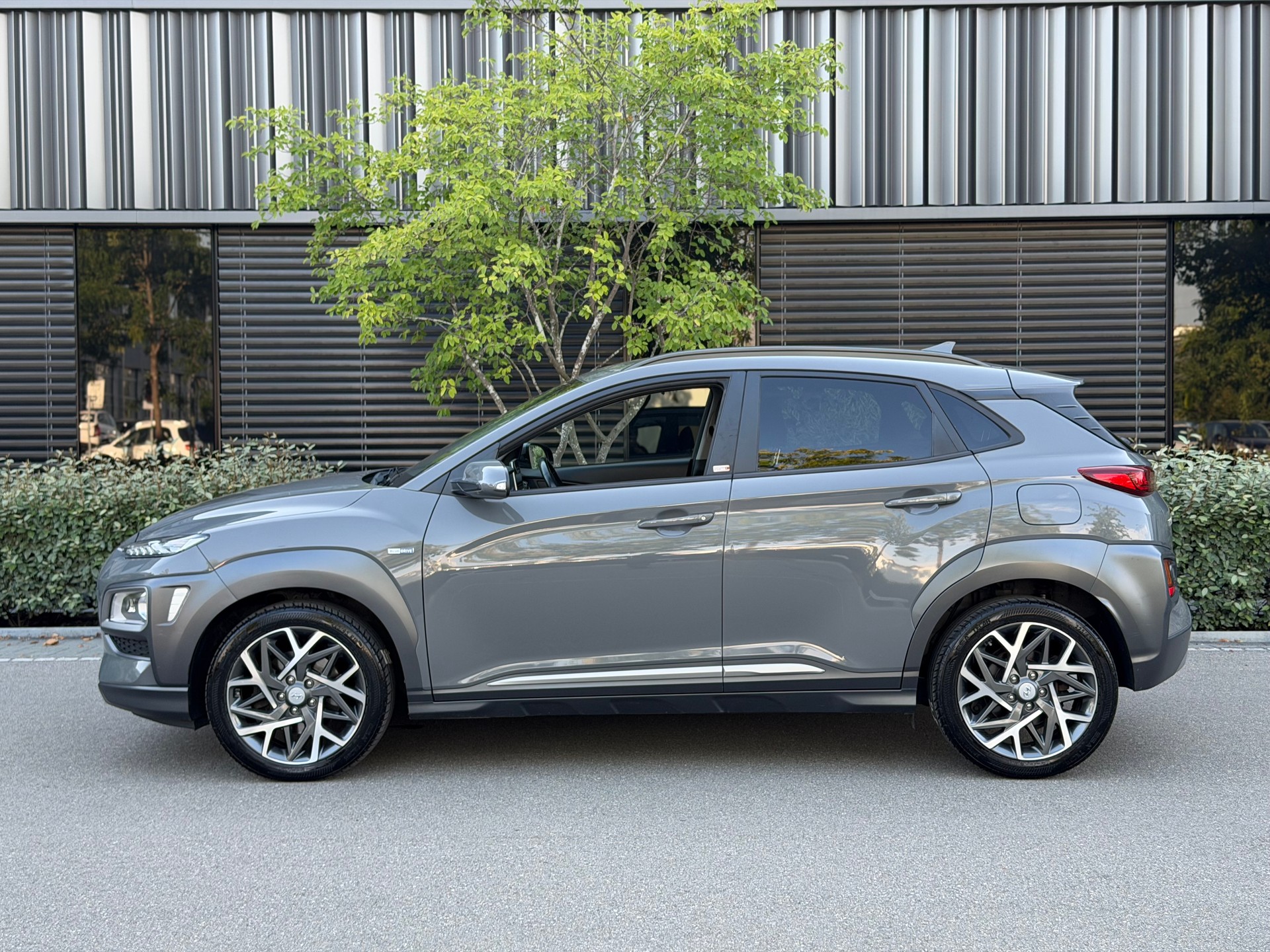 HYUNDAI Kona 1.6 GDi HEV Vertex DCT-image-2