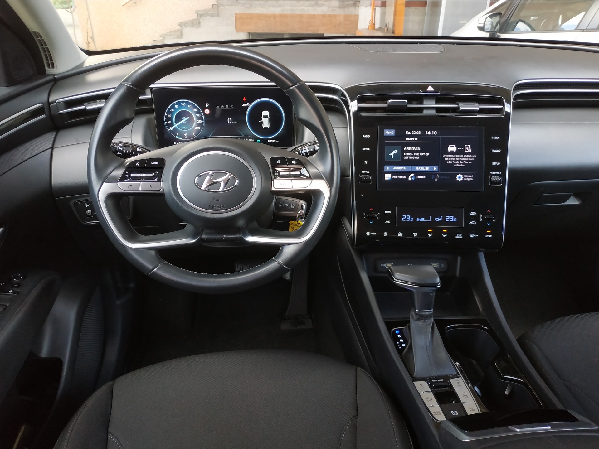 HYUNDAI Tucson 1.6 CRDI 48V Origo 4WD DCT-image-10