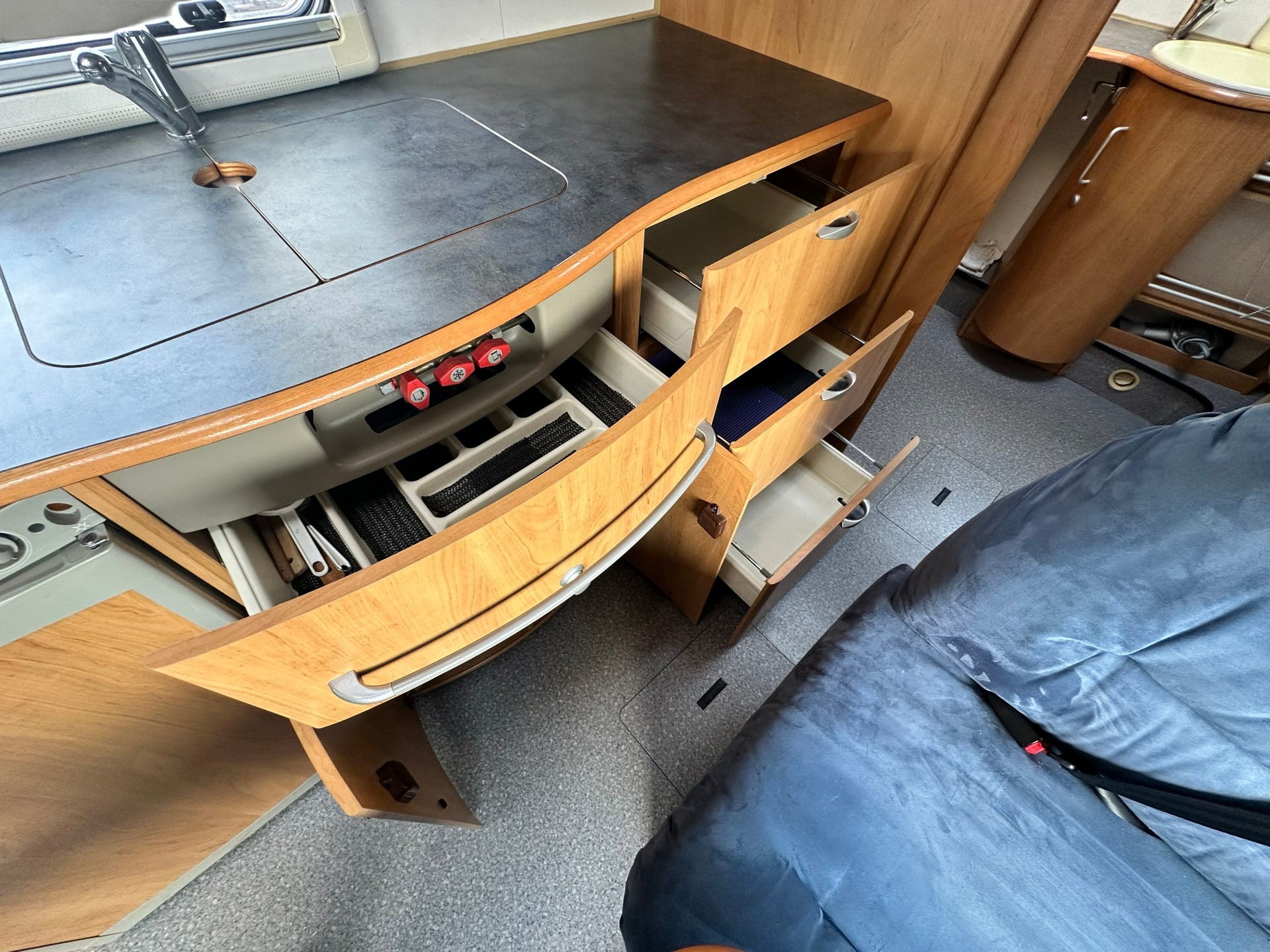 HYMER B-Klasse B 564-image-19